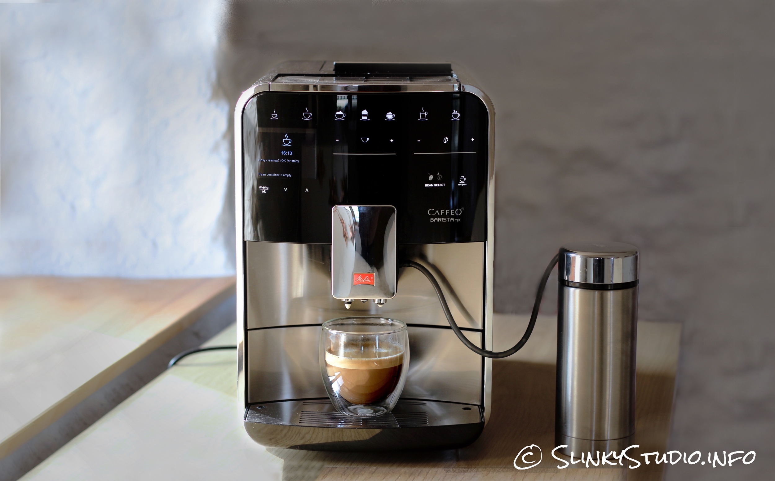 AEG Favola Cappuccino Coffee Machine Review - Slinky Studio