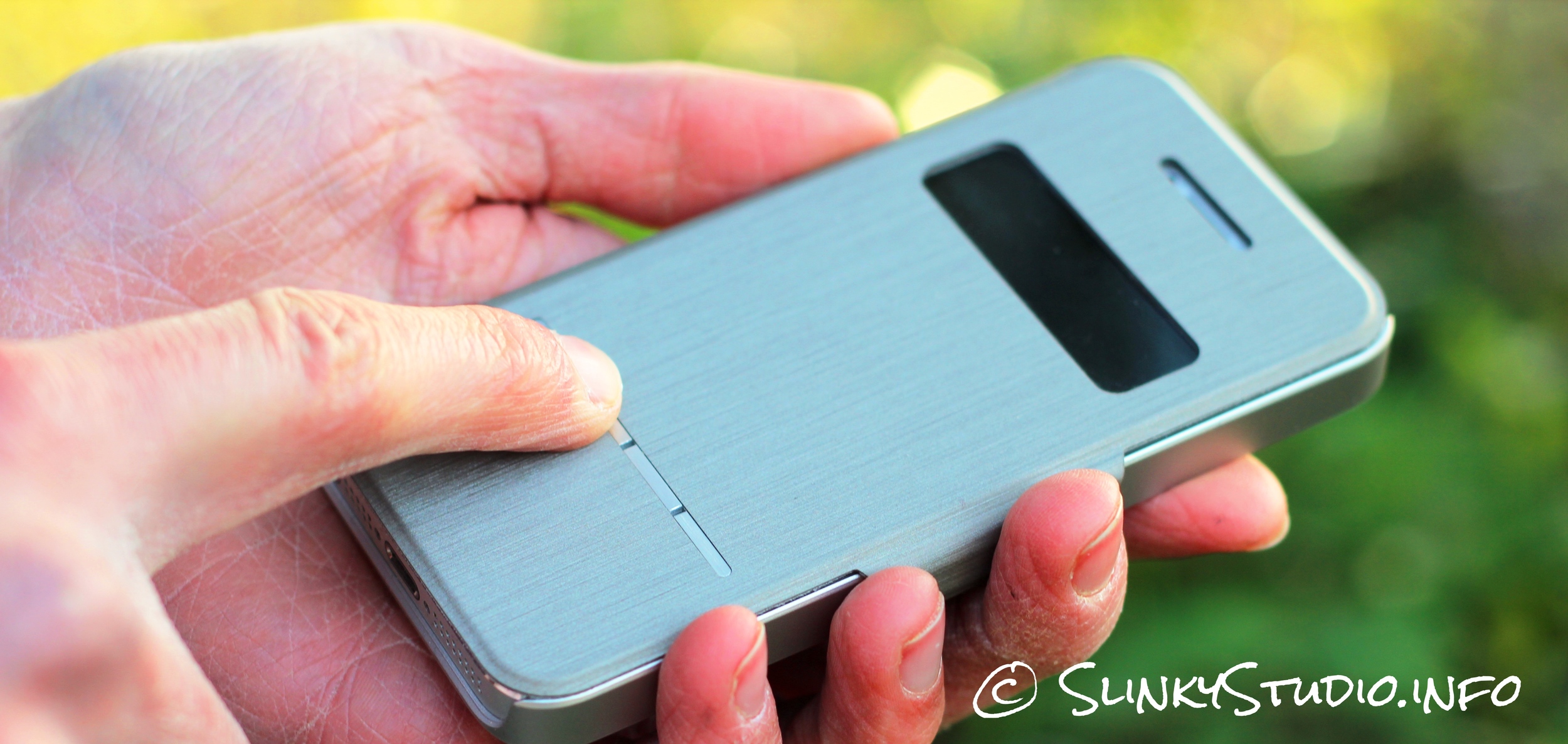 Moshi SenseCover for iPhone 5:5s:SE Sunny Slide to unlock.jpg