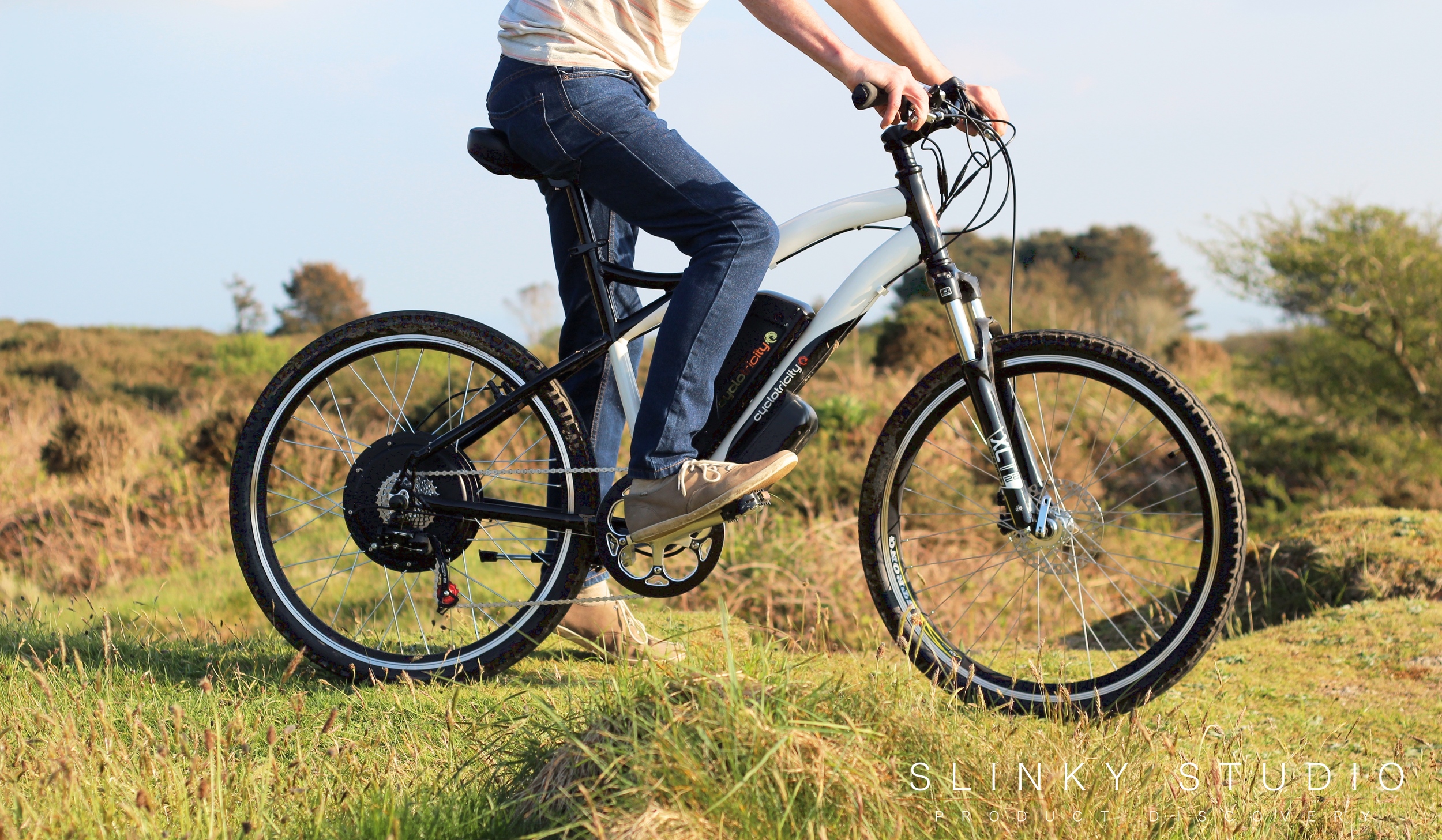 Cyclotricity Stealth eBike Riding Side View Cornwall.jpg
