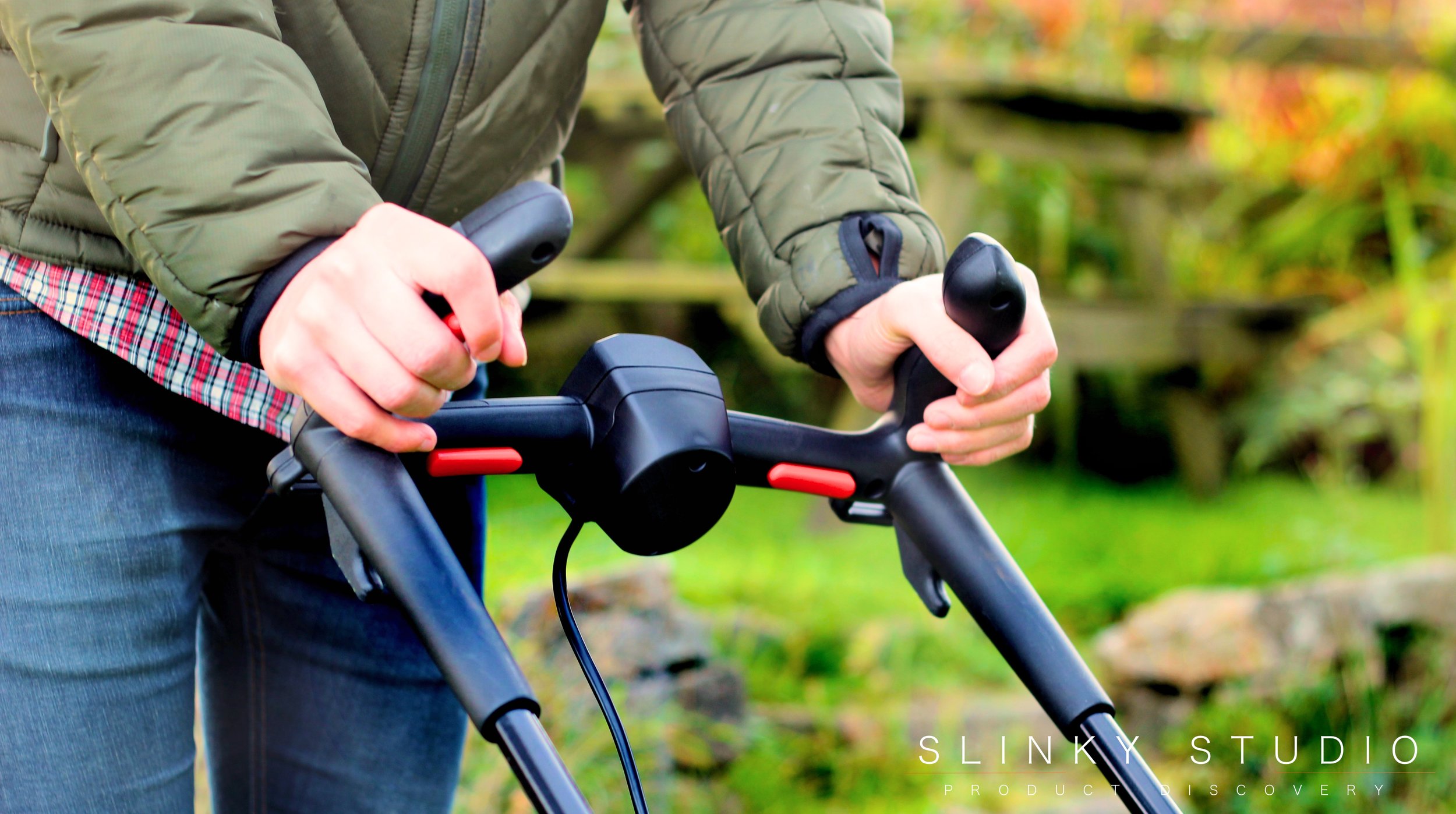 Bosch Rotak 43 LI Ergoflex Cordless Lawnmower Handles in Action.jpg