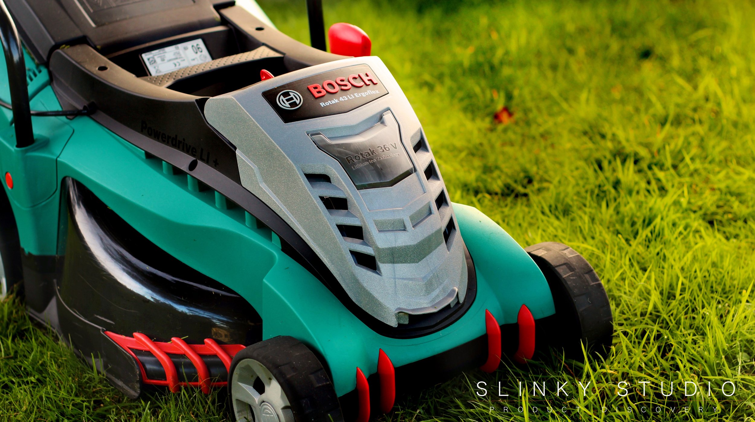 Bosch Rotak 43 LI Ergoflex Cordless Lawnmower Front Side View.jpg