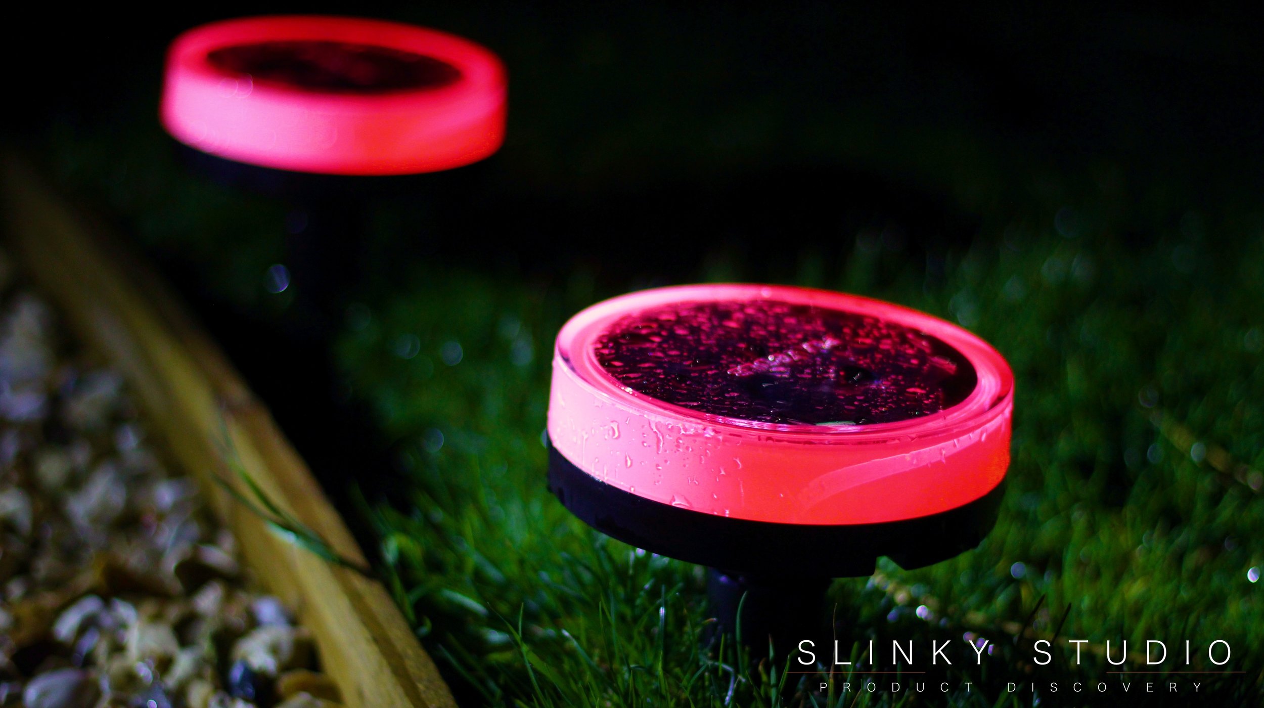 MiPow Playbulb Garden Lights Red.jpg