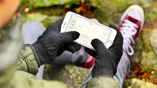 tyveri Duchess Øde Mujjo Touchscreen Gloves Review: Comfortably use your smartphone in winter  - Slinky Studio