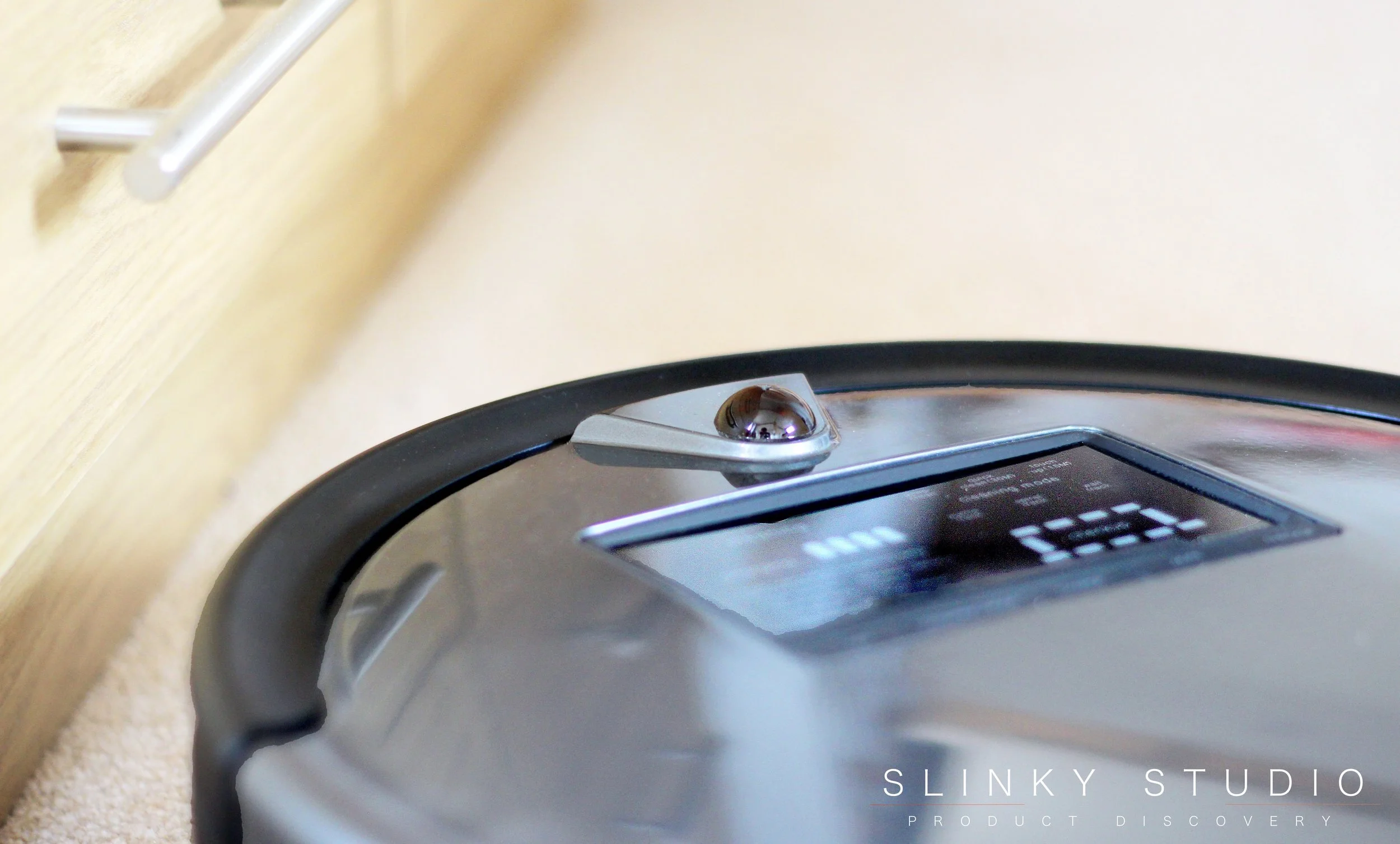 bObsweep PetHair Plus Robot Vacuum Cleaner Top View Close Up.jpg