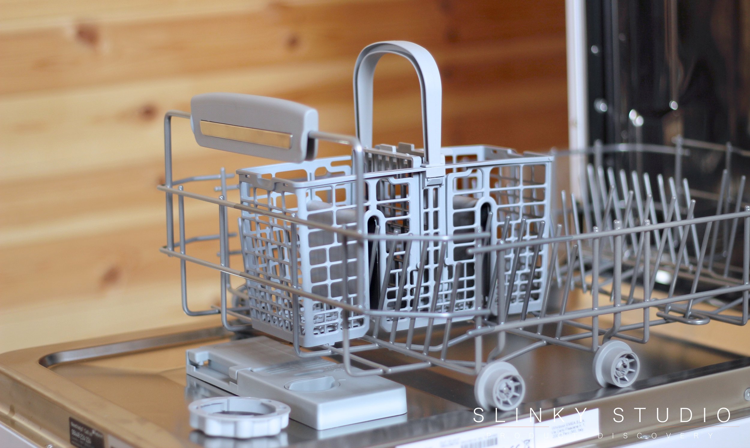 Hotpoint Ultima Slimline Dishwasher Bottom Basket rack Drawer Cutlery.jpg