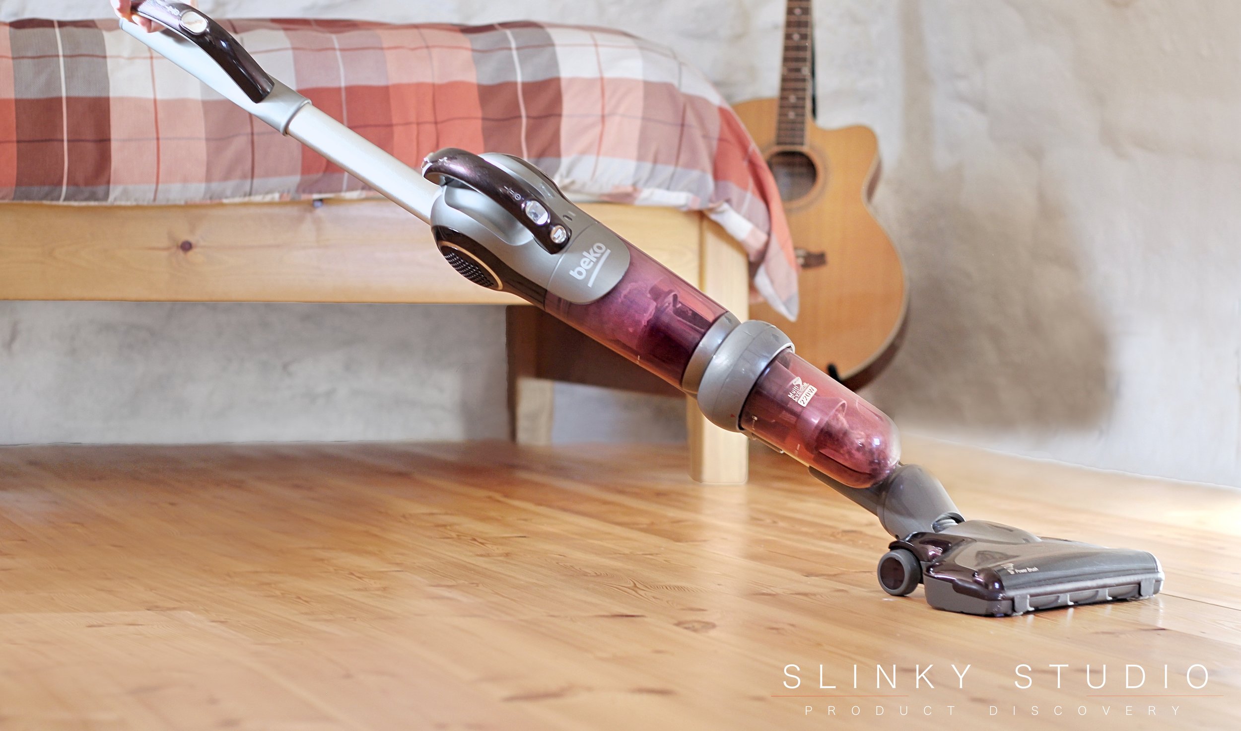 Beko Cordless Handheld & Upright Deluxe VRT6221P Cleaner Self-Drive.jpg