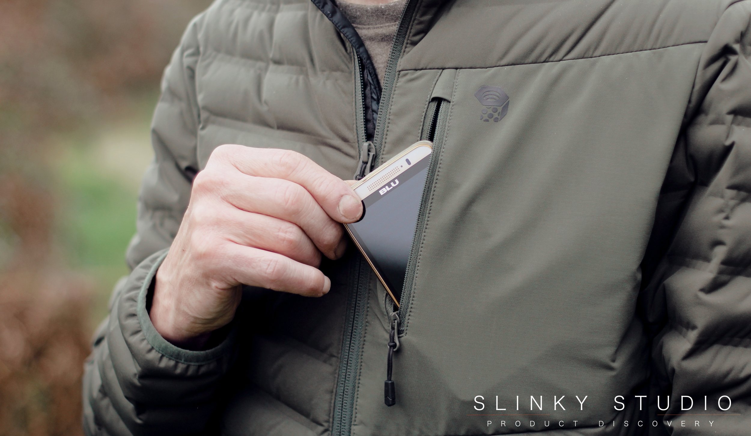Mountain Hardwear StretchDown Jacket Front Pocket.jpg