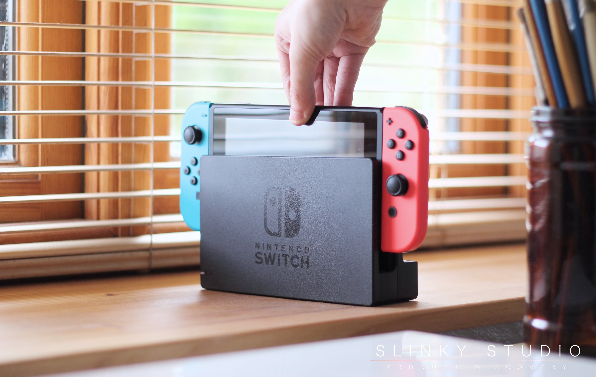 Nintendo Switch Docked.jpg