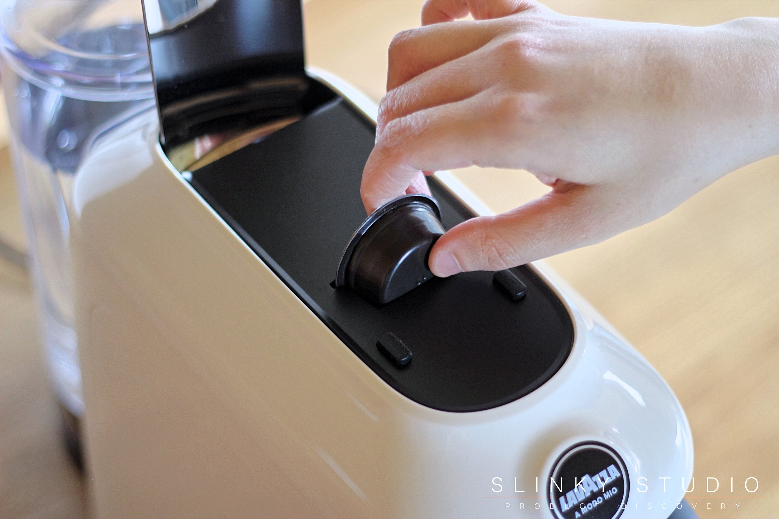 Lavazza Deséa Coffee Machine A Modo Mio Pod.jpg
