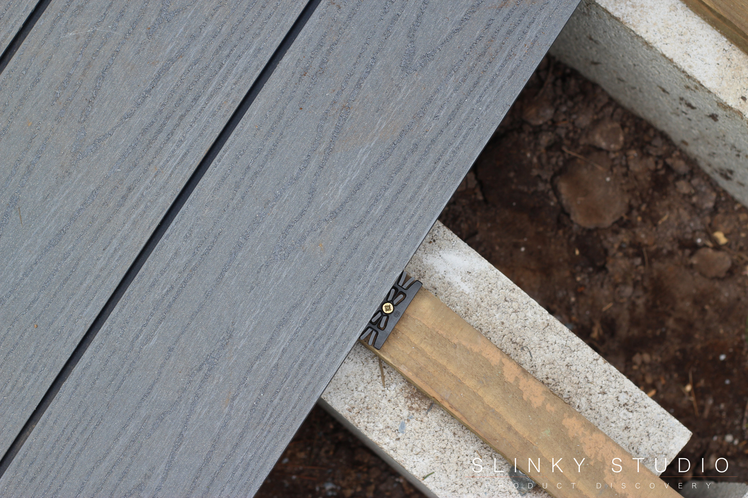 Havwoods Trekker Composite Decking Above View Plastic Clip.jpg