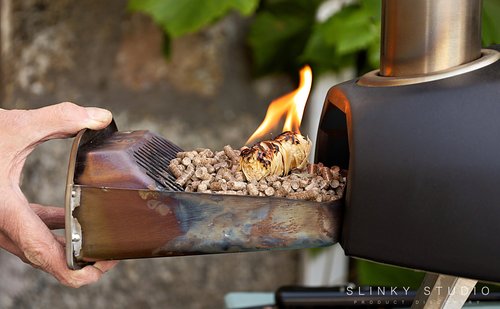 Ooni Fyra Pizza Oven Review: Get Ready to Bite into Perfection - Slinky  Studio