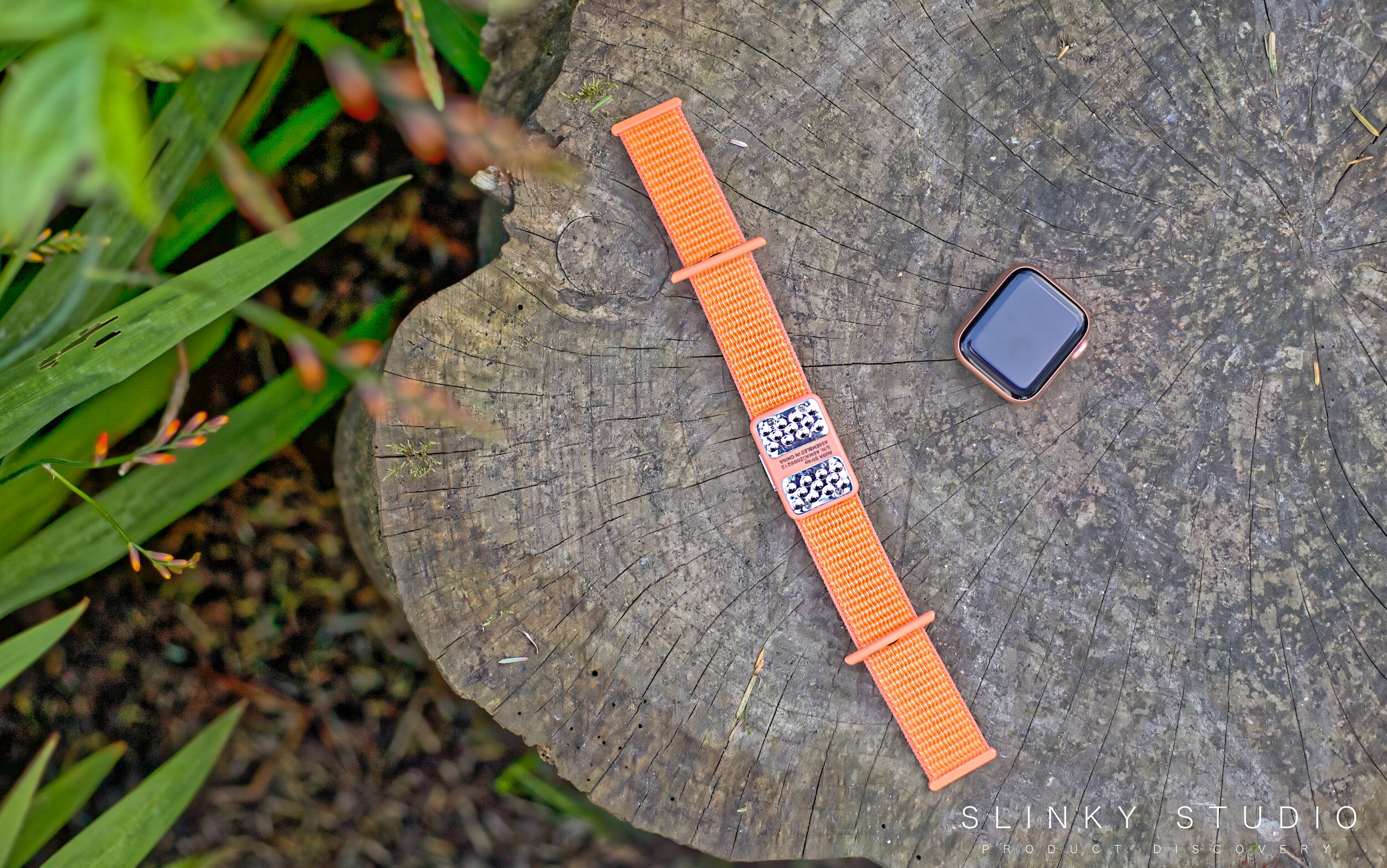 AURA Strap for Apple Watch Loose Undone Sensor.jpg