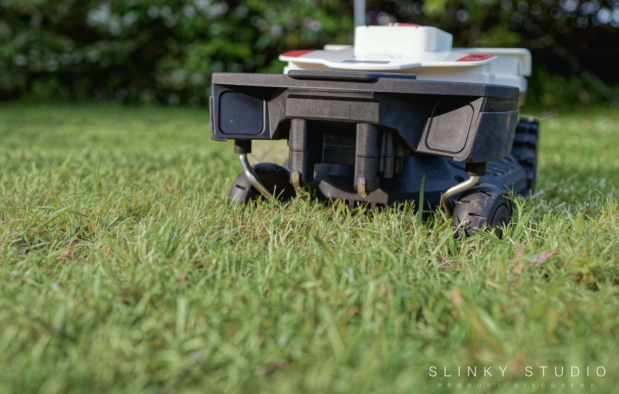 Ambrogio Twenty ZR Robot Lawnmower Sensors.jpg