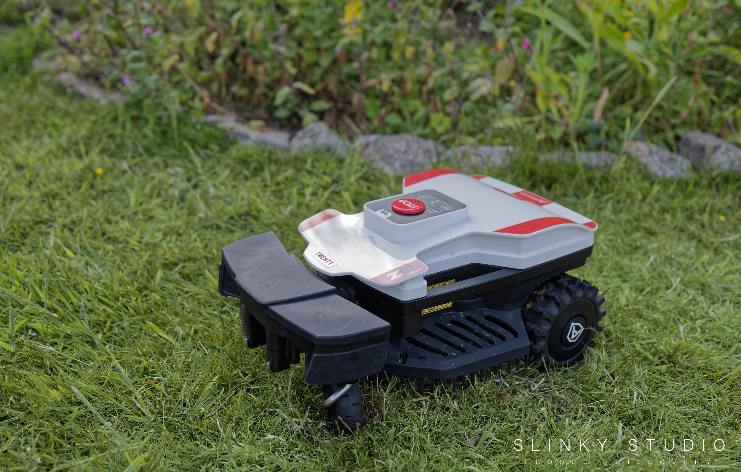 Ambrogio Twenty ZR Robot Lawnmower boundries around flowerbed.jpg