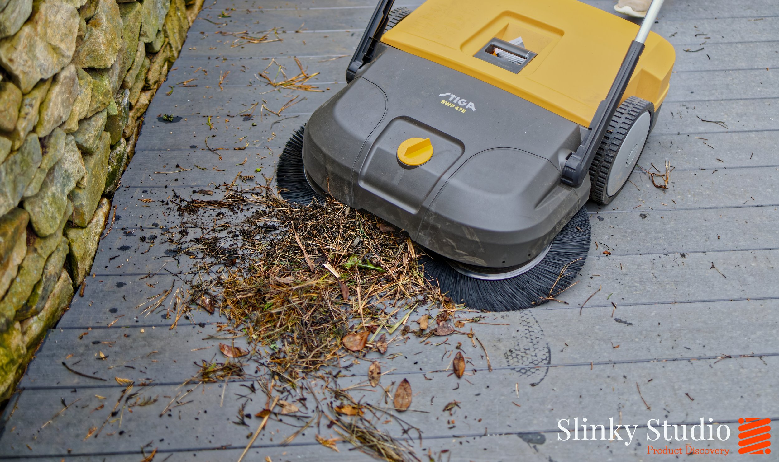 STIGA SWP 475 Push Sweeper Above View.jpg