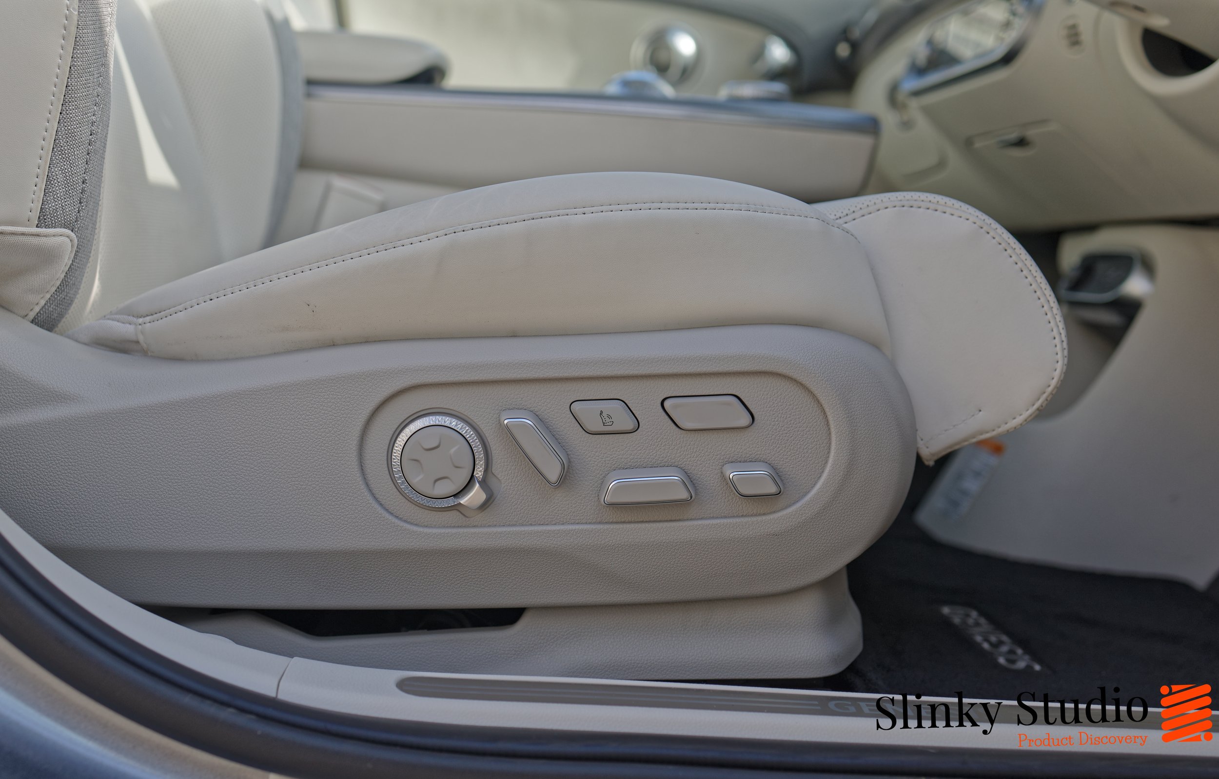 Genesis GV60 Electric Seat Controls.jpg