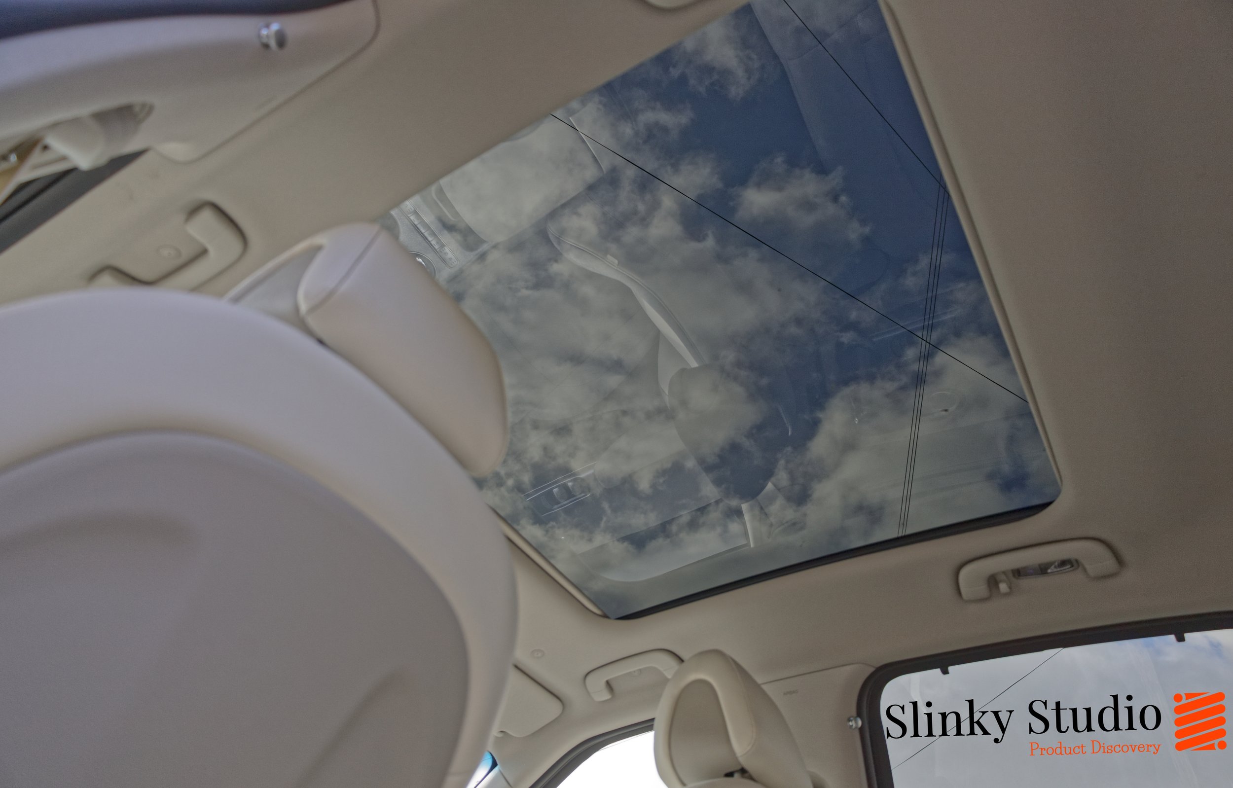 Genesis GV60 Panoramic Sunroof.jpg