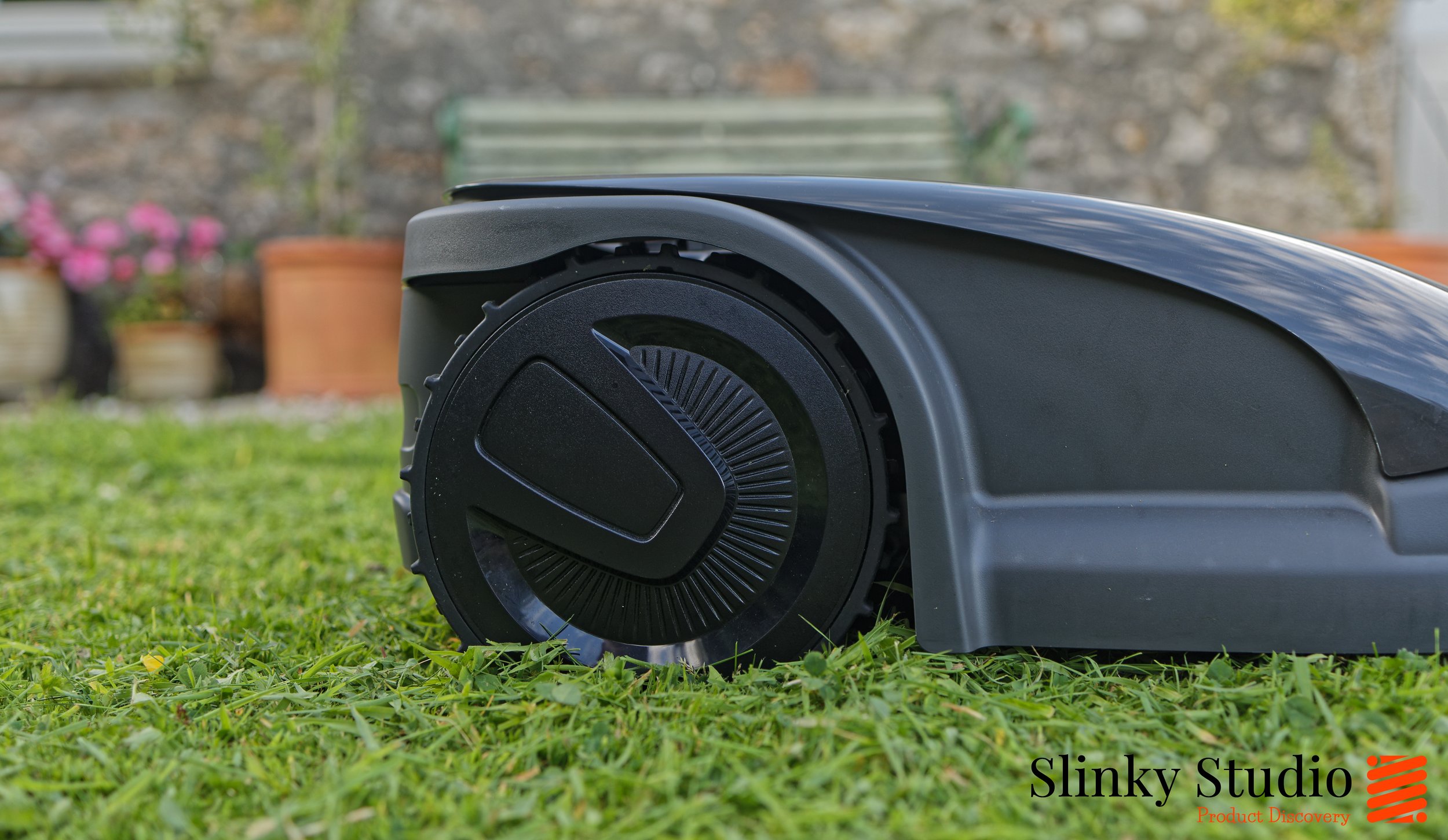 Stiga A4 Robot Lawnmower Wheel Close Up.jpg