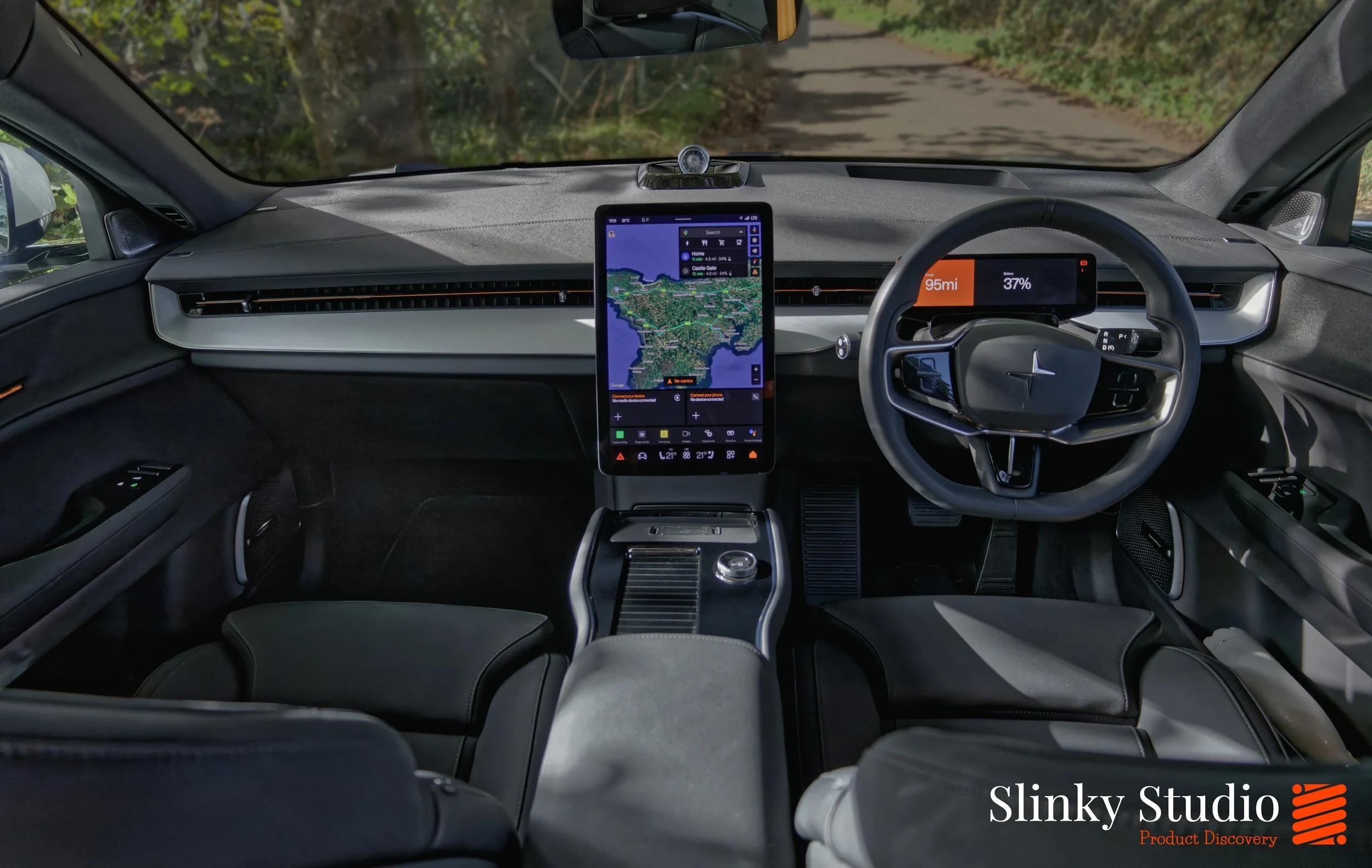 Polestar 3 Interior front seats dashboard view.jpg