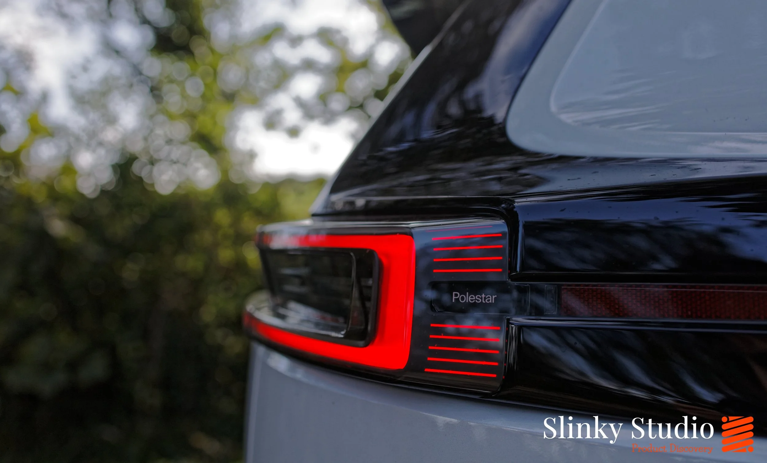 Polestar 3 Lightbar Logo.jpg