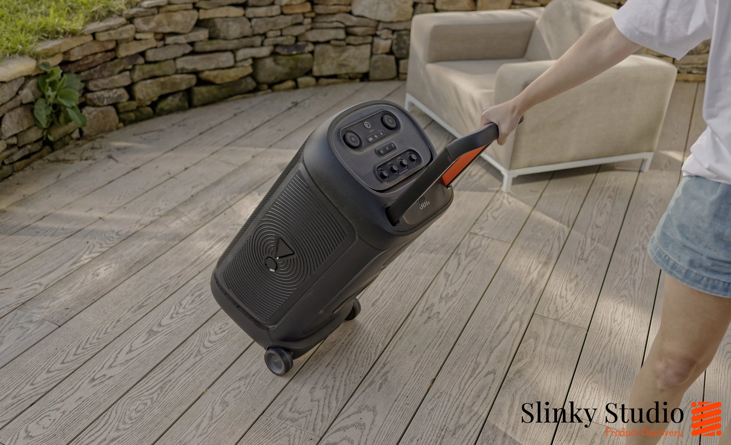 JBL PartyBox 520 Speaker Being Transported via Wheeling it.jpg