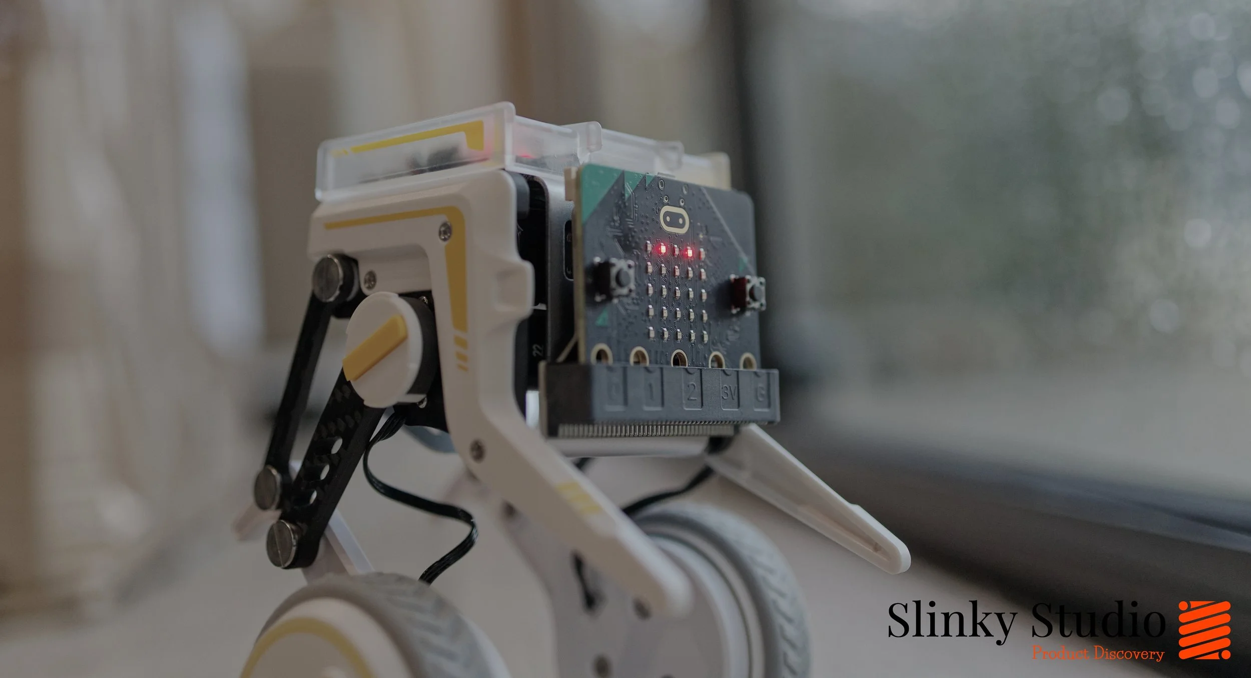 ELECFREAKS micro/bit XGO Rider Robot Review: Fun, Programmable Robotics ...