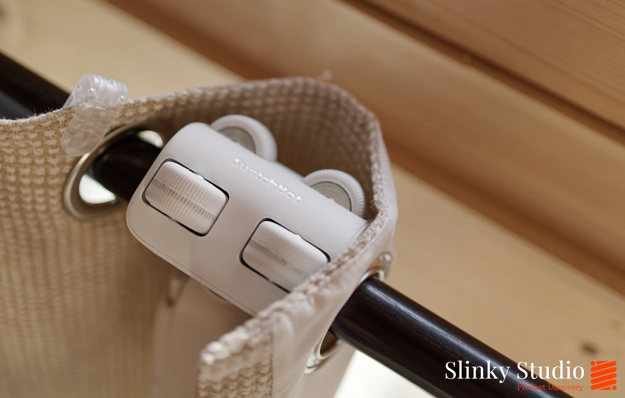 SwitchBot Curtain 3 Close Up.jpg