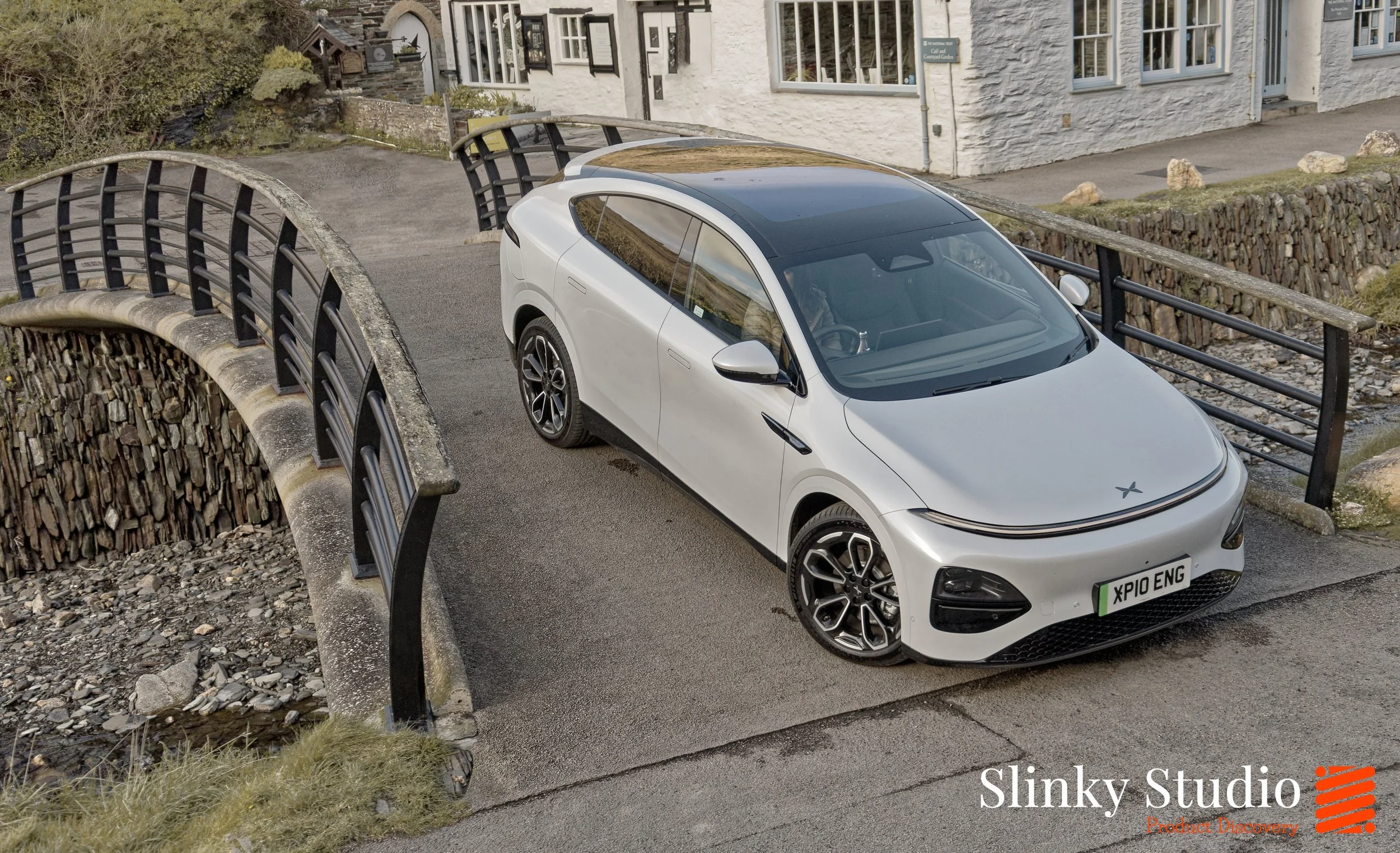 XPENG G6 Above View.jpg