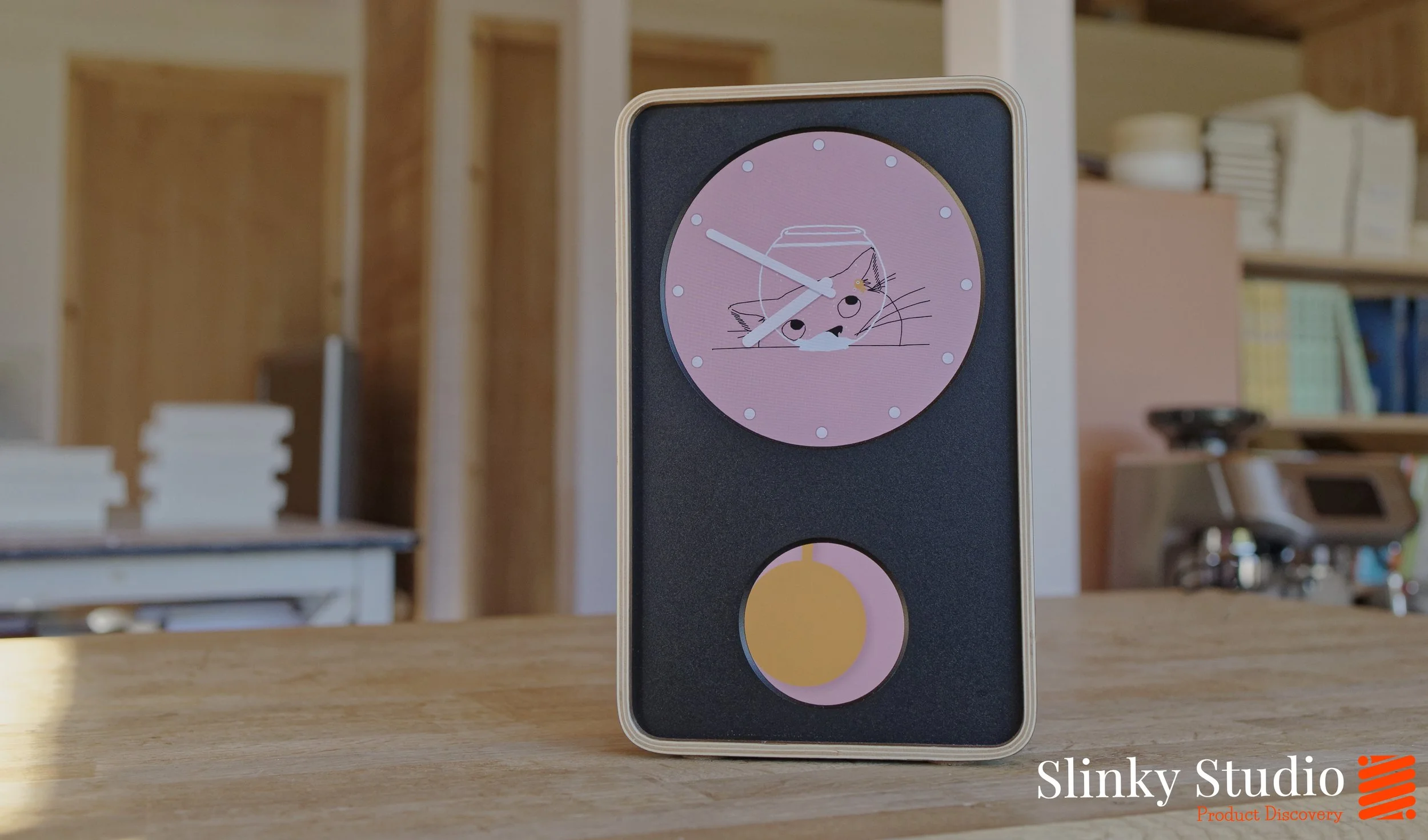 Klydoclock Cat Animation Clock Face.jpg