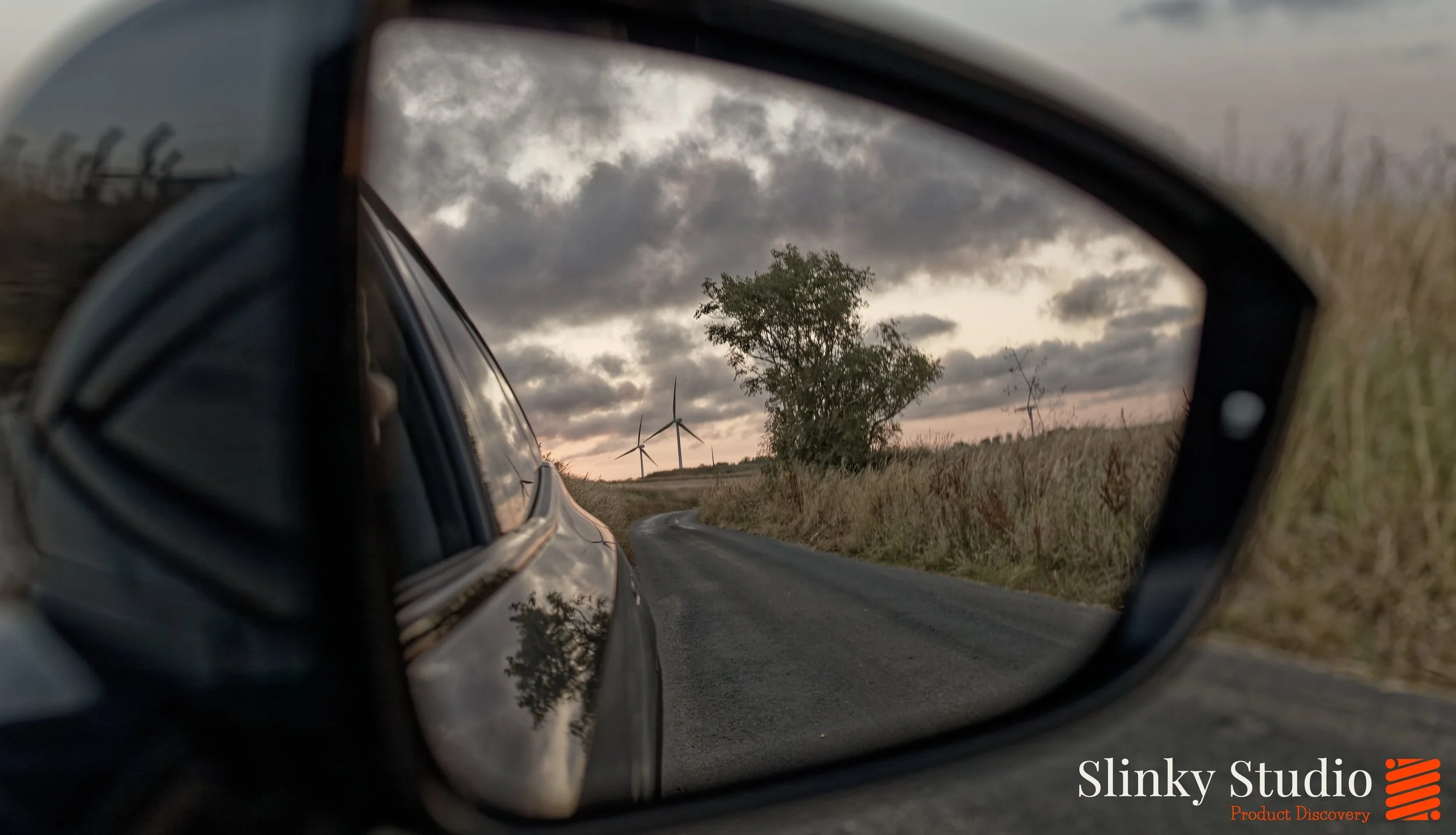 Changan Deepal S07 Lunar Gray Silver Wing Mirror.jpg