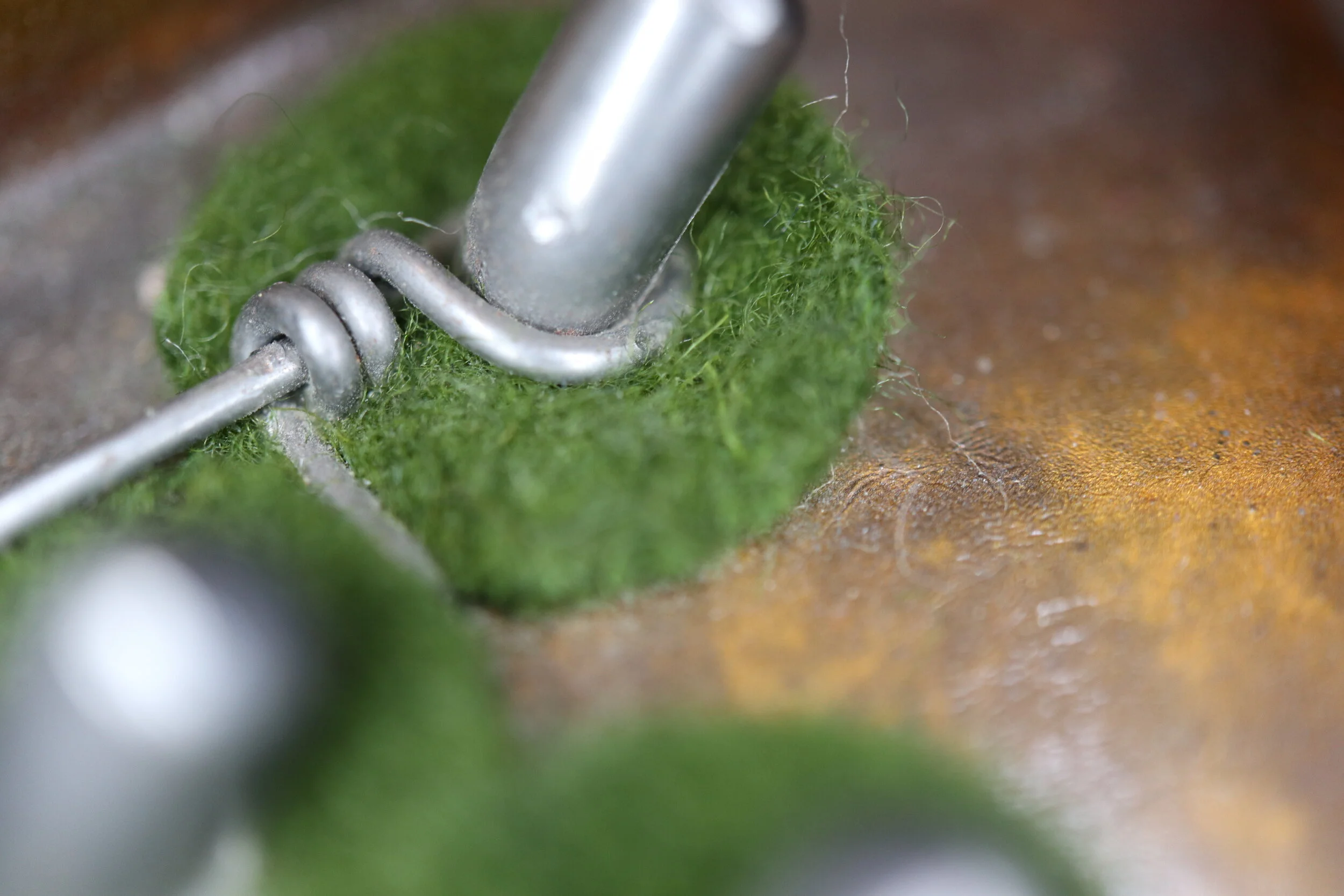 Piano hitch pin detail