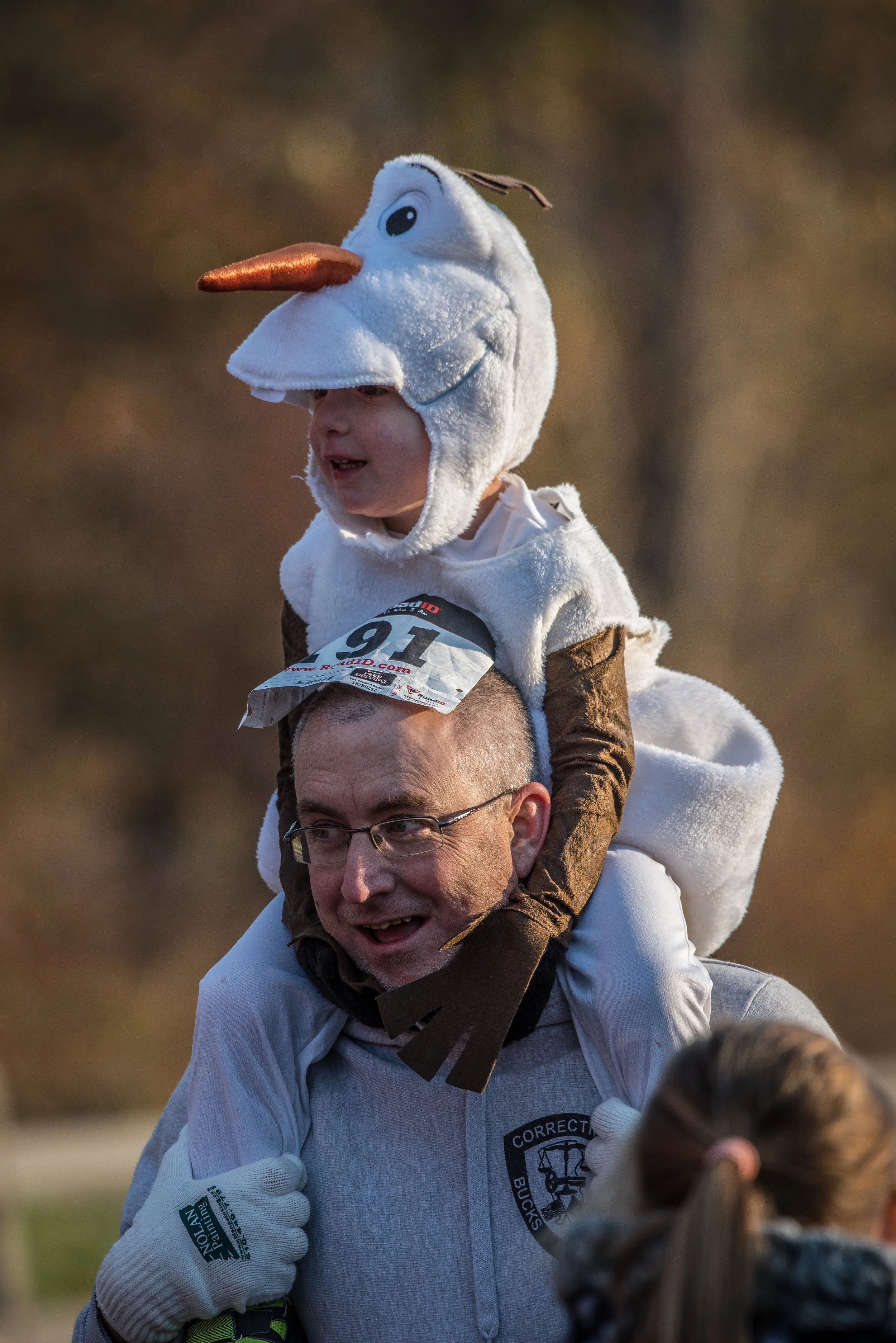 DTT 17 child snowman on dads shoulders.jpg