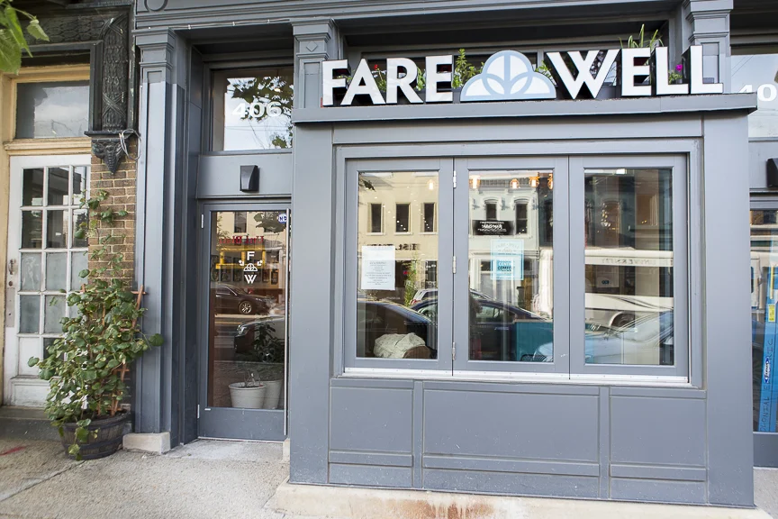 FareWellWeb032Z9144.jpg