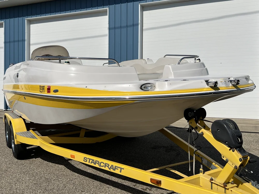 2004 StarCraft Aurora 2000 21