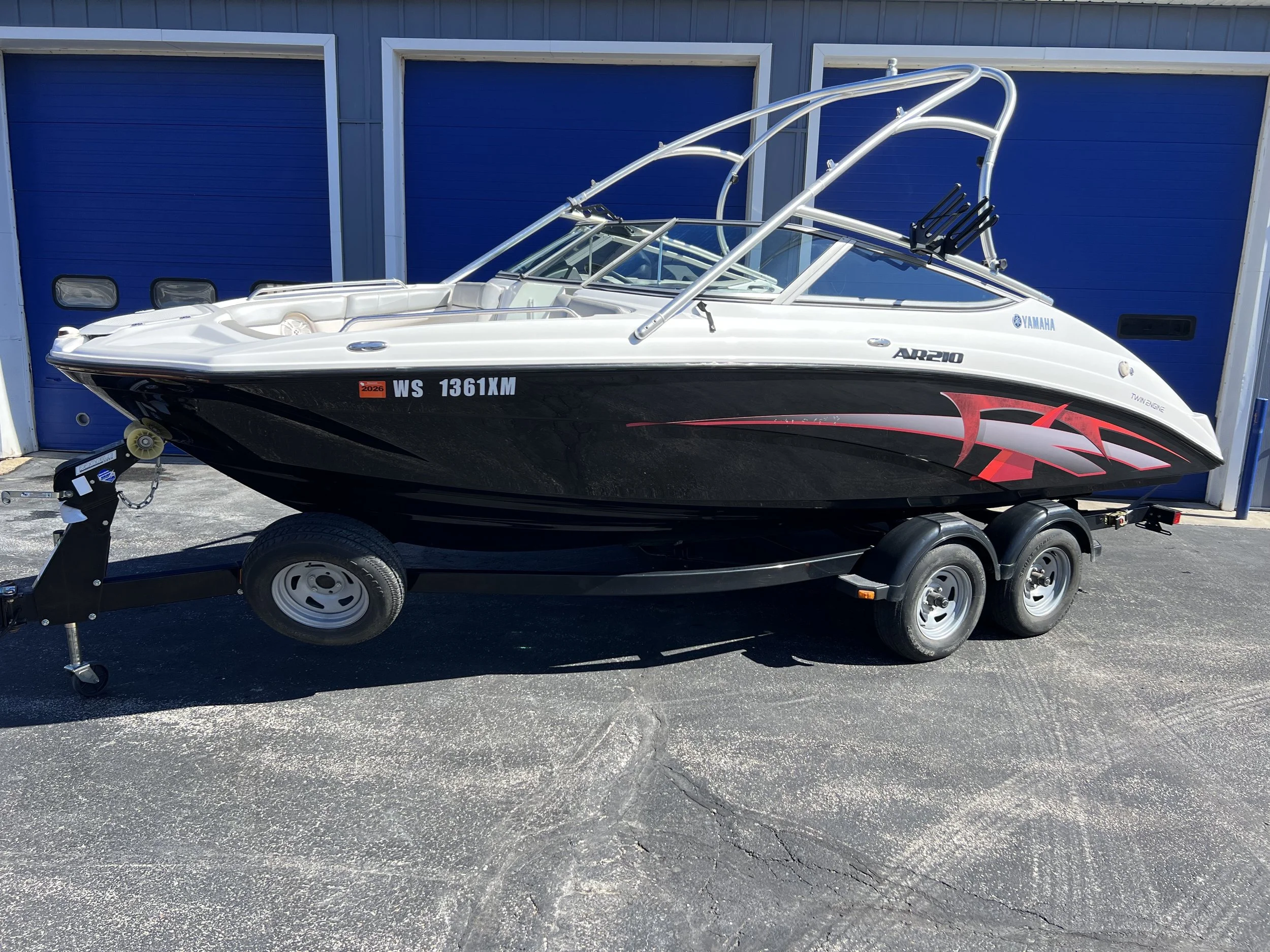 SOLD 2012 Yamaha AR210 Jetboat w/ Tandem axle trailer — Sun Sport