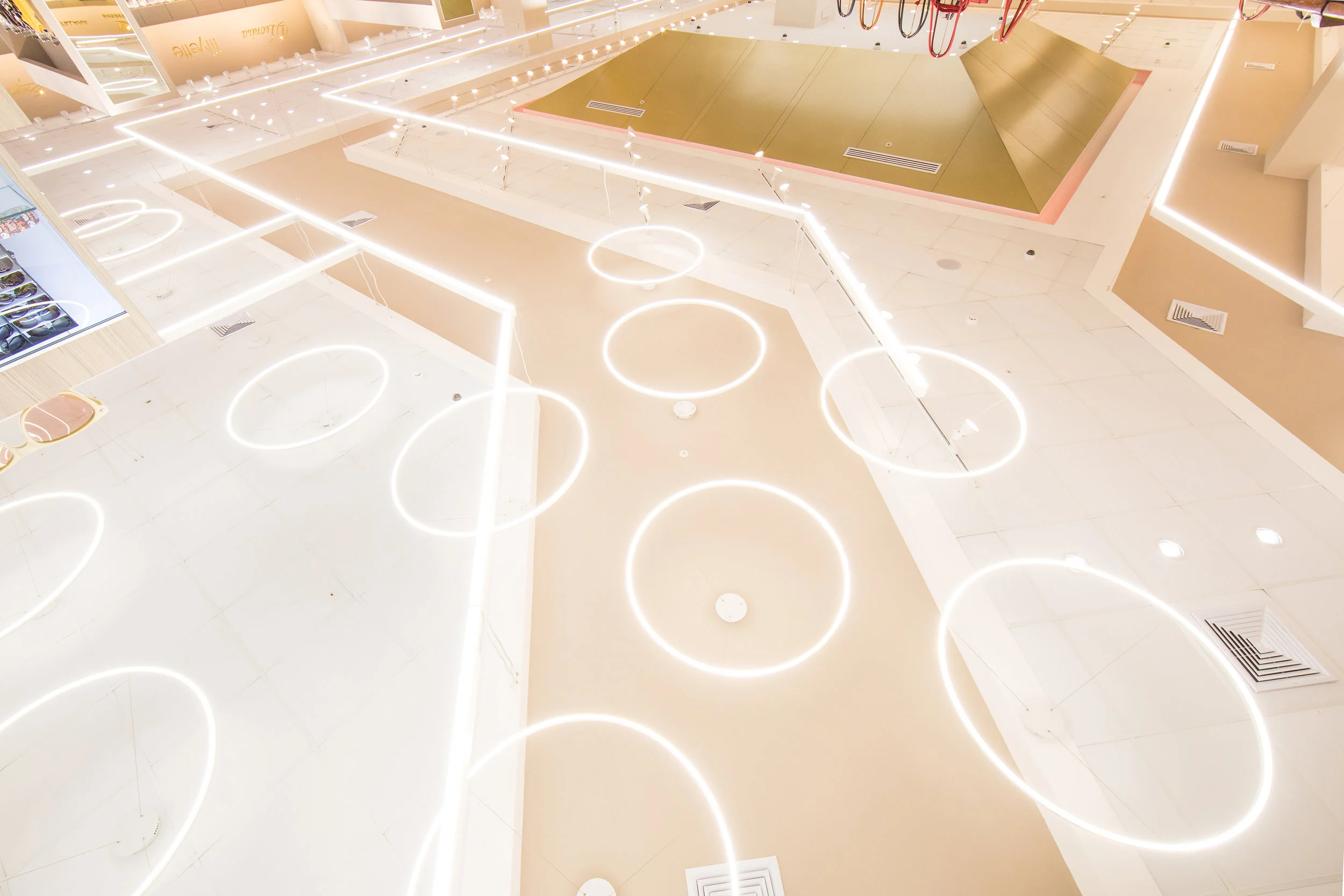 AlexAlbaPhoto_10 r.jpg