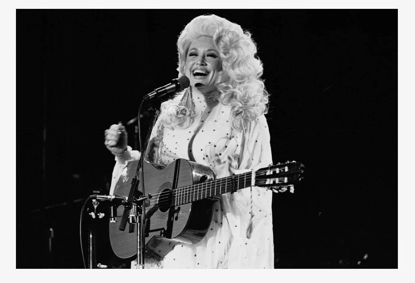 I saw Dolly at the San Rafael Civic Center with my dad when I was in jr high. She amazed me ✨ I always loved her kind, gentle, spunky, and sparkly spirit. RIP Dolly 💖✨ #dollyparton #iconic