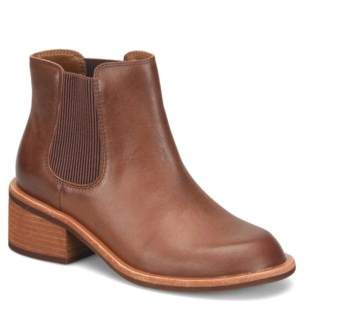 New Fall styles from Kork Ease arrived this week! 
These are charmers&ndash; sure to flatter anything you pair with them!
Well-loved denim, flowered skirts, mini dresses&hellip;all of Kork Ease shoes are finished in hand-burnished leather or suede, a