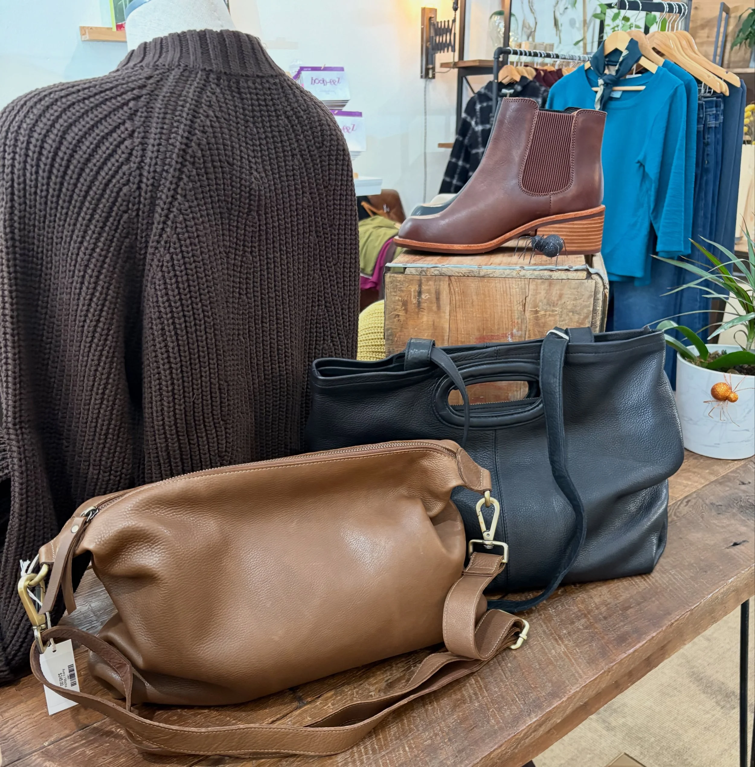 We got a new gorgeous collection of bags from Latico Leathers this week 🍂 Small bags, medium bags, and a few larger options, all in beautiful fall colors. See you soon! #laticoleathers #sustainabilitymatters #boutiquefashion #shoppetaluma #fall26