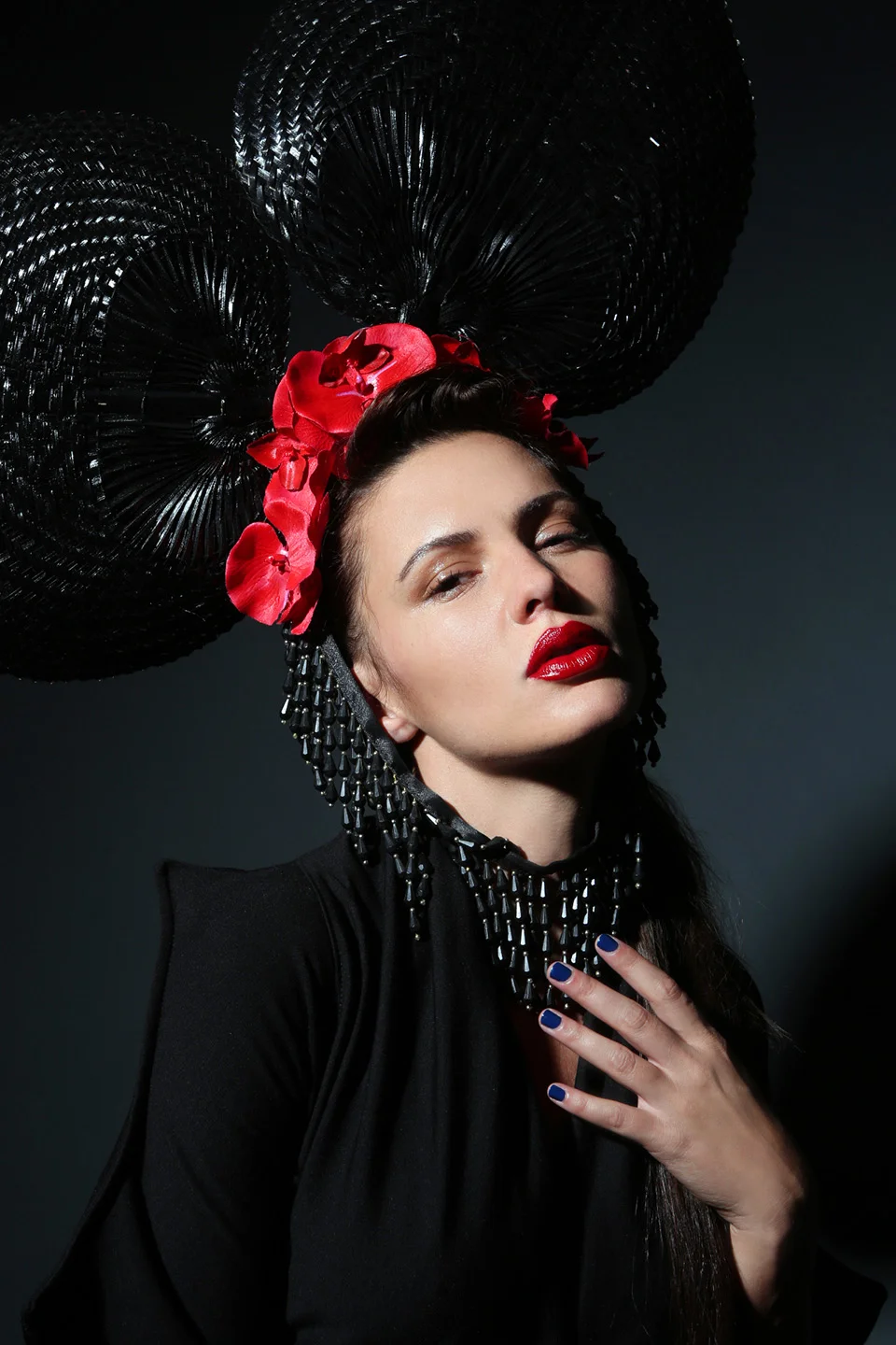 fashionaffmag_ears.jpg