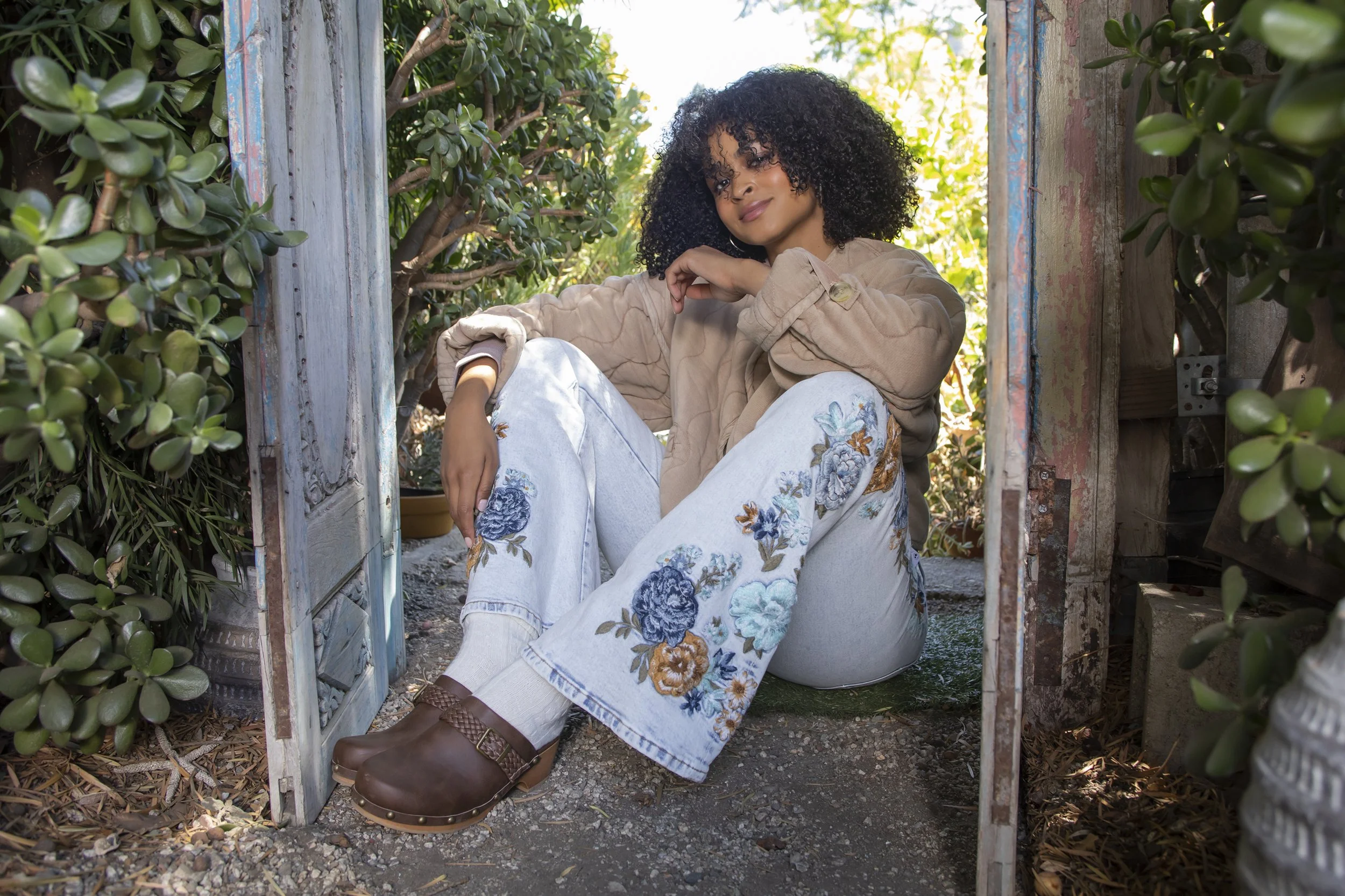 rd_brownclogs_6068.jpg