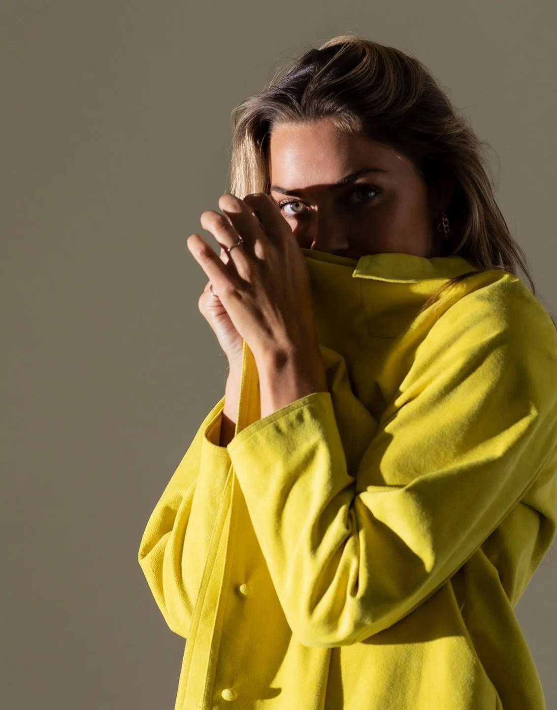 Savannah_peek_coat_sml_Brie.jpg
