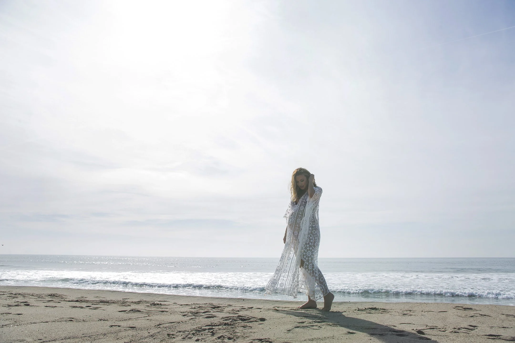rebecca-preg4439v2_distant2.jpg