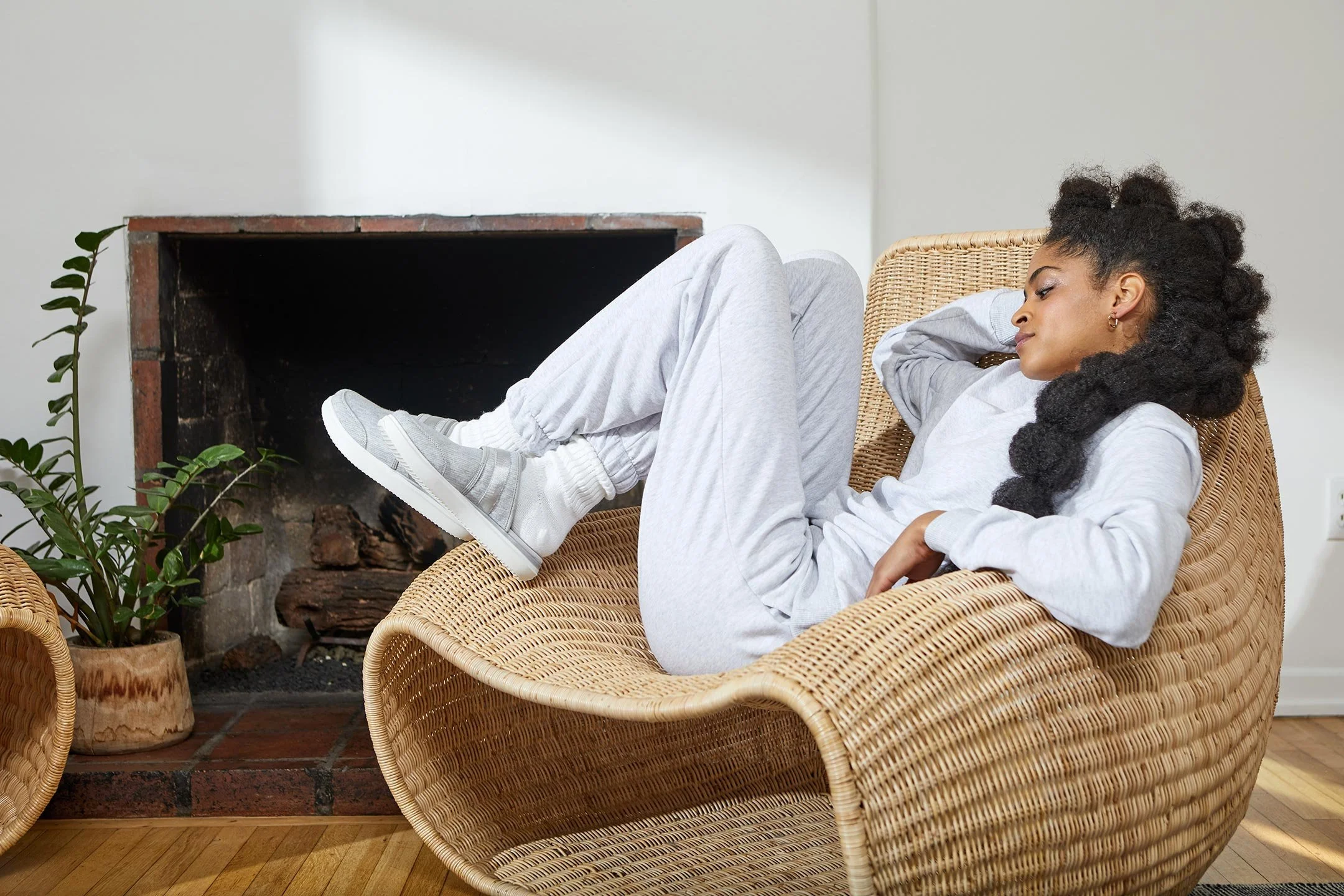 rd_grey_slips_fireplace.jpg