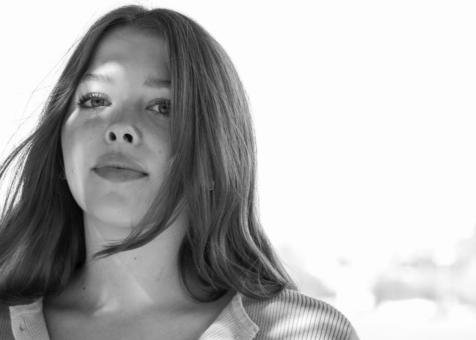 teen_sarah_7858_bw.jpg