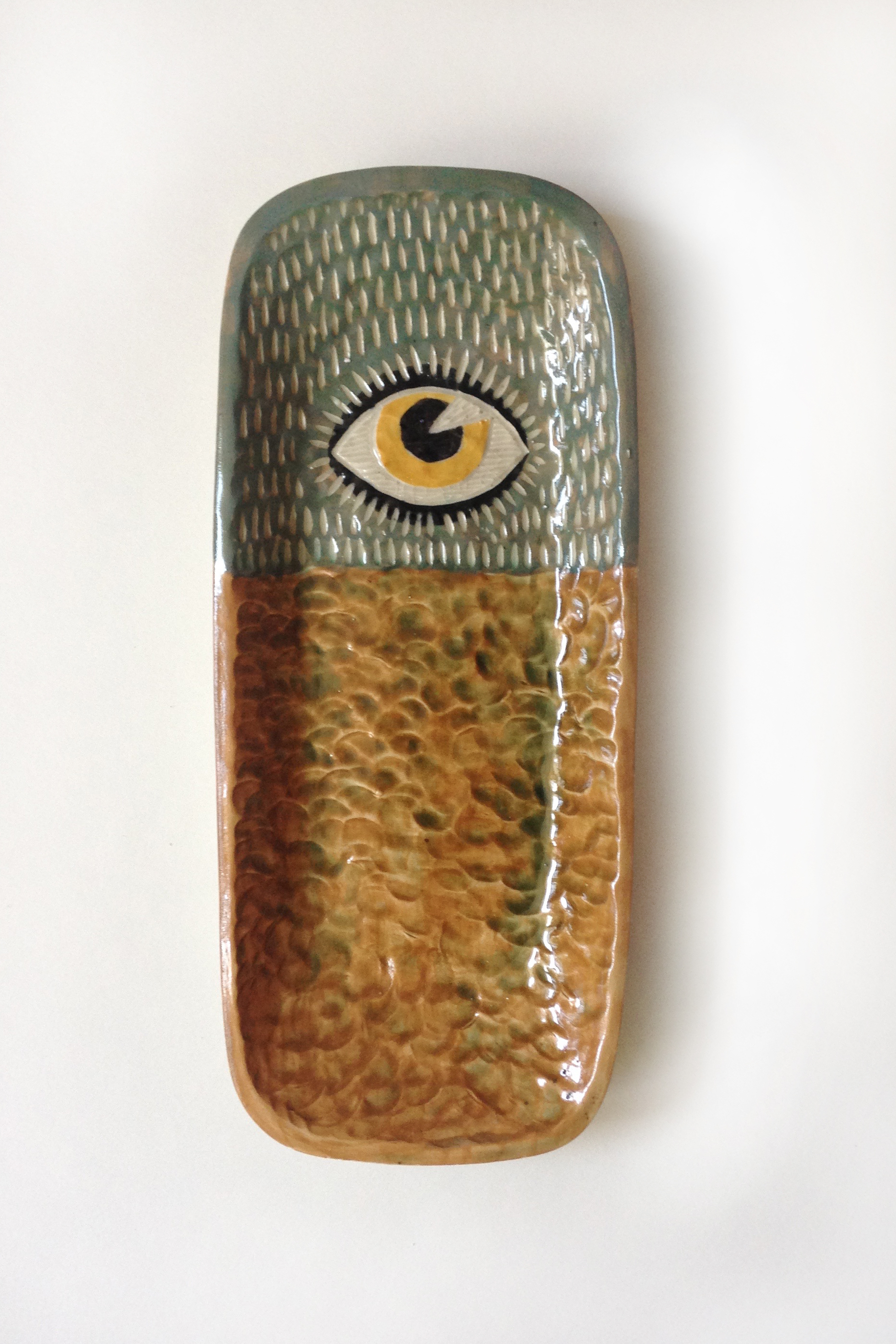 Green/gold eye dish, 2016