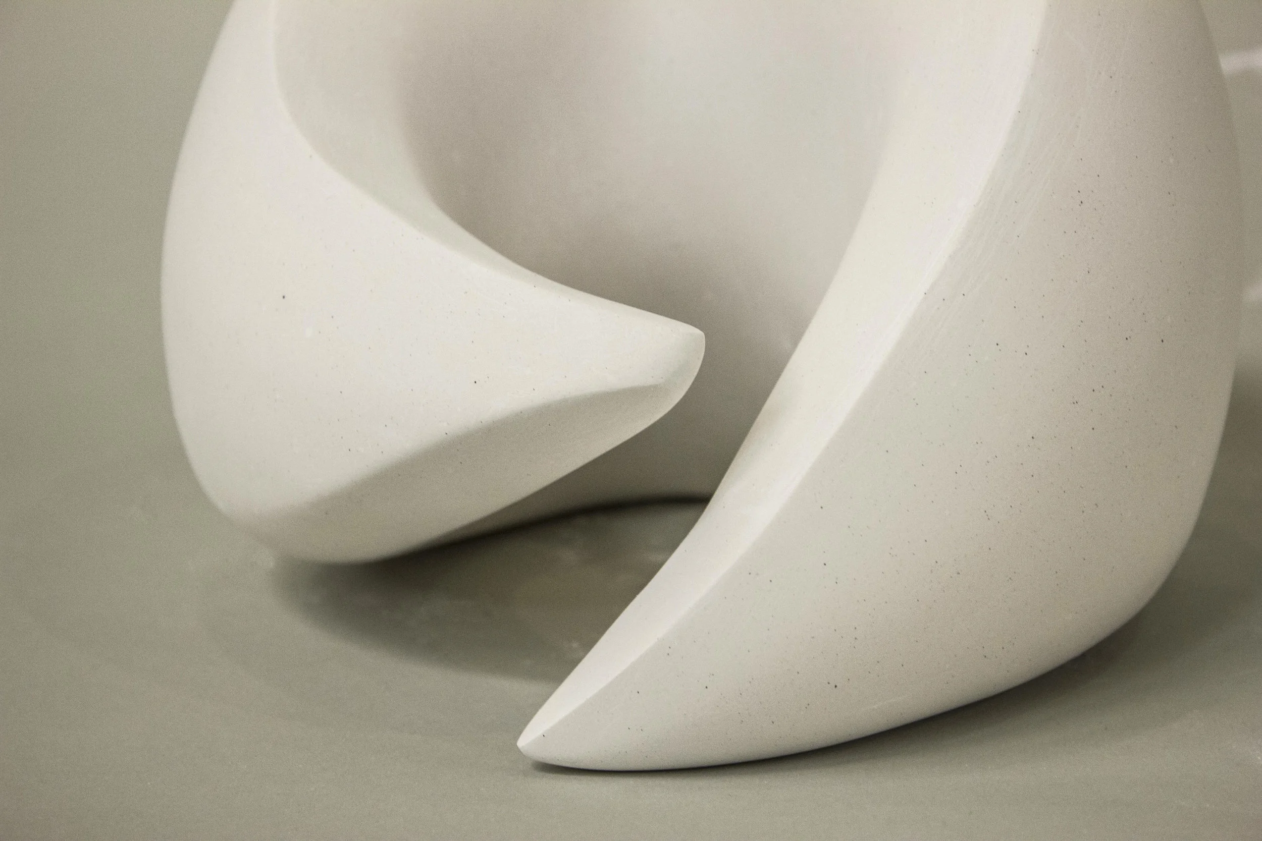 Embrace, detail