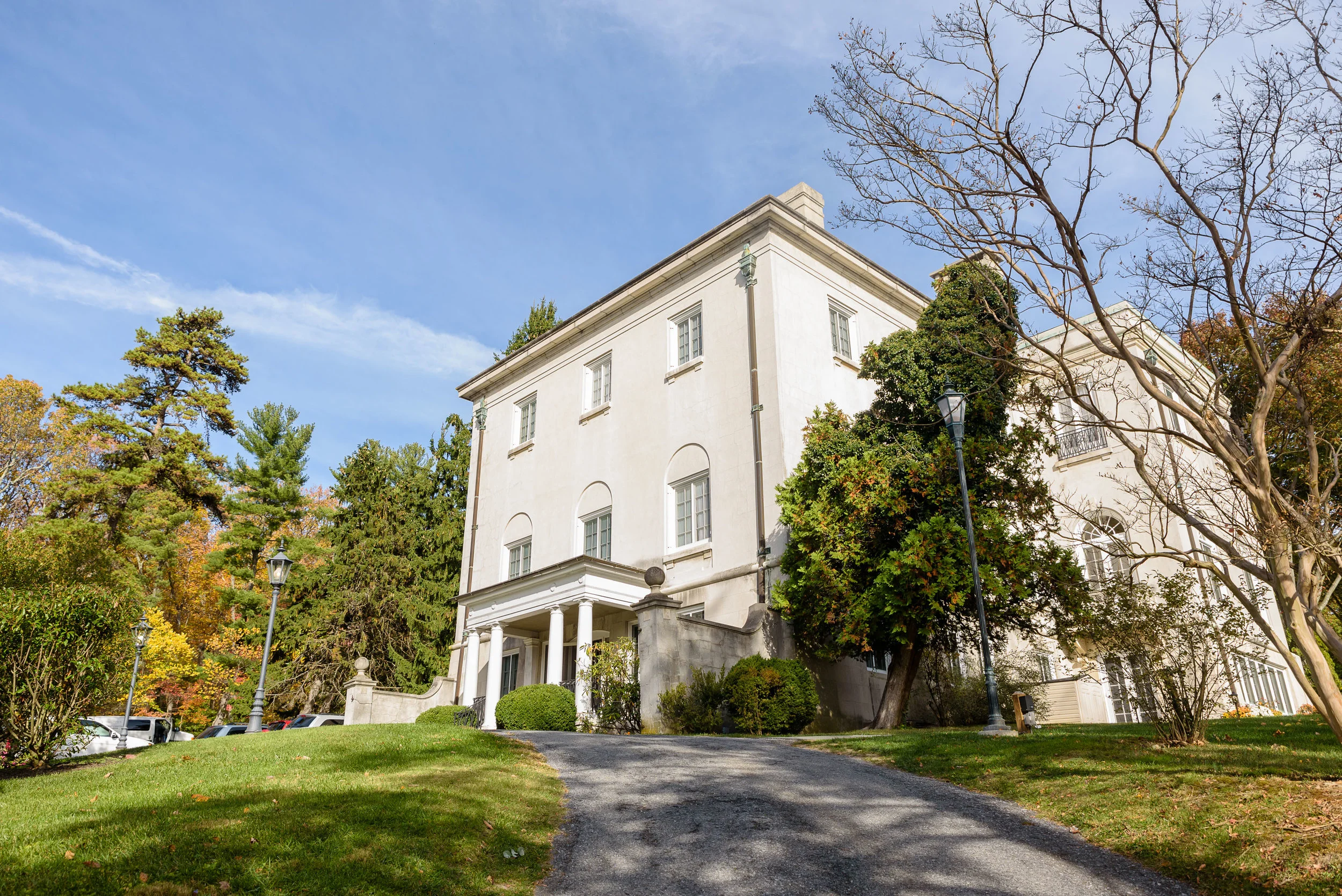 Strong Mansion Wedding Venue by Justy Photography