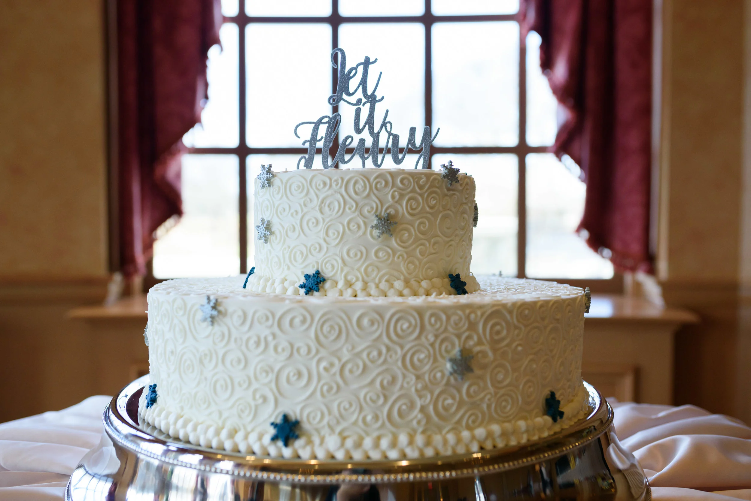 Snow themed wedding
