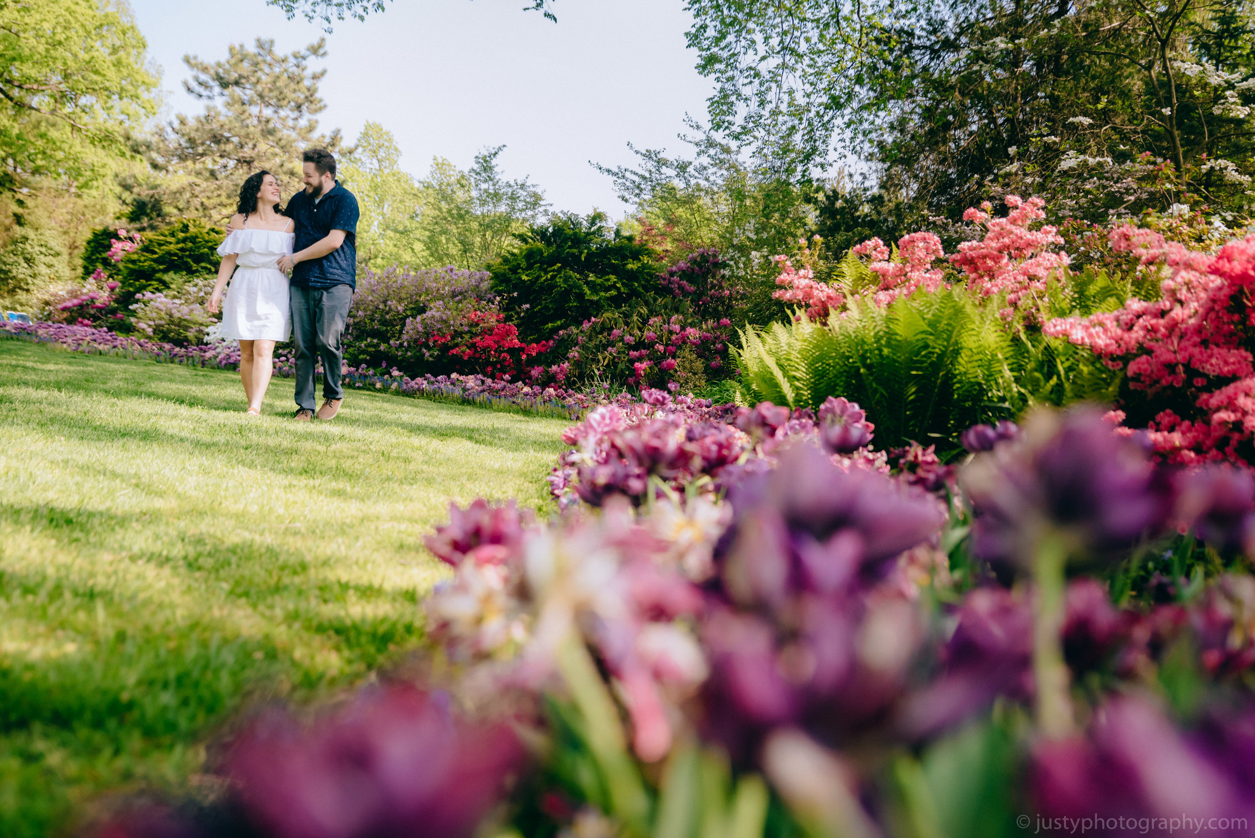 Hillwood Estate Engagement Photos-5806.jpg